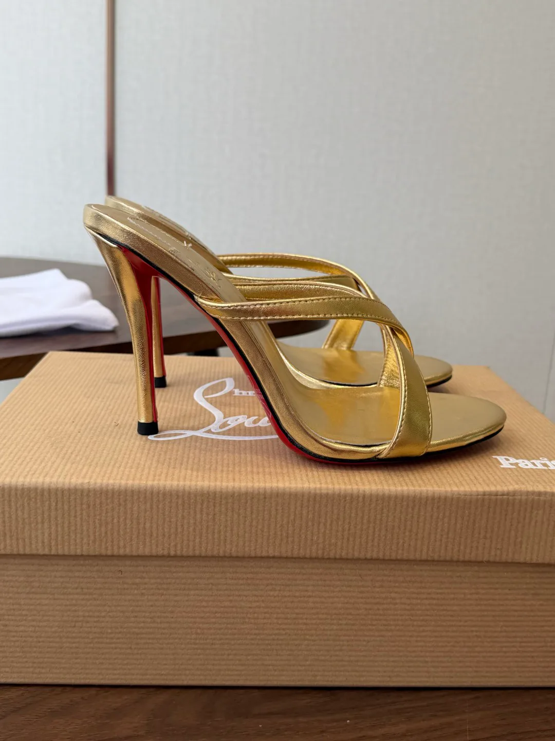 Women's Open-Toe Sandals CHRISTIAN LOUBOUTIN 18183088