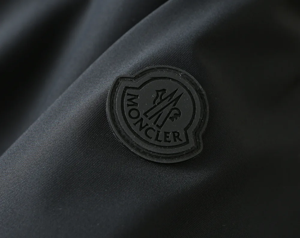 Men's Jackets And Down Jackets MONCLER 18345613