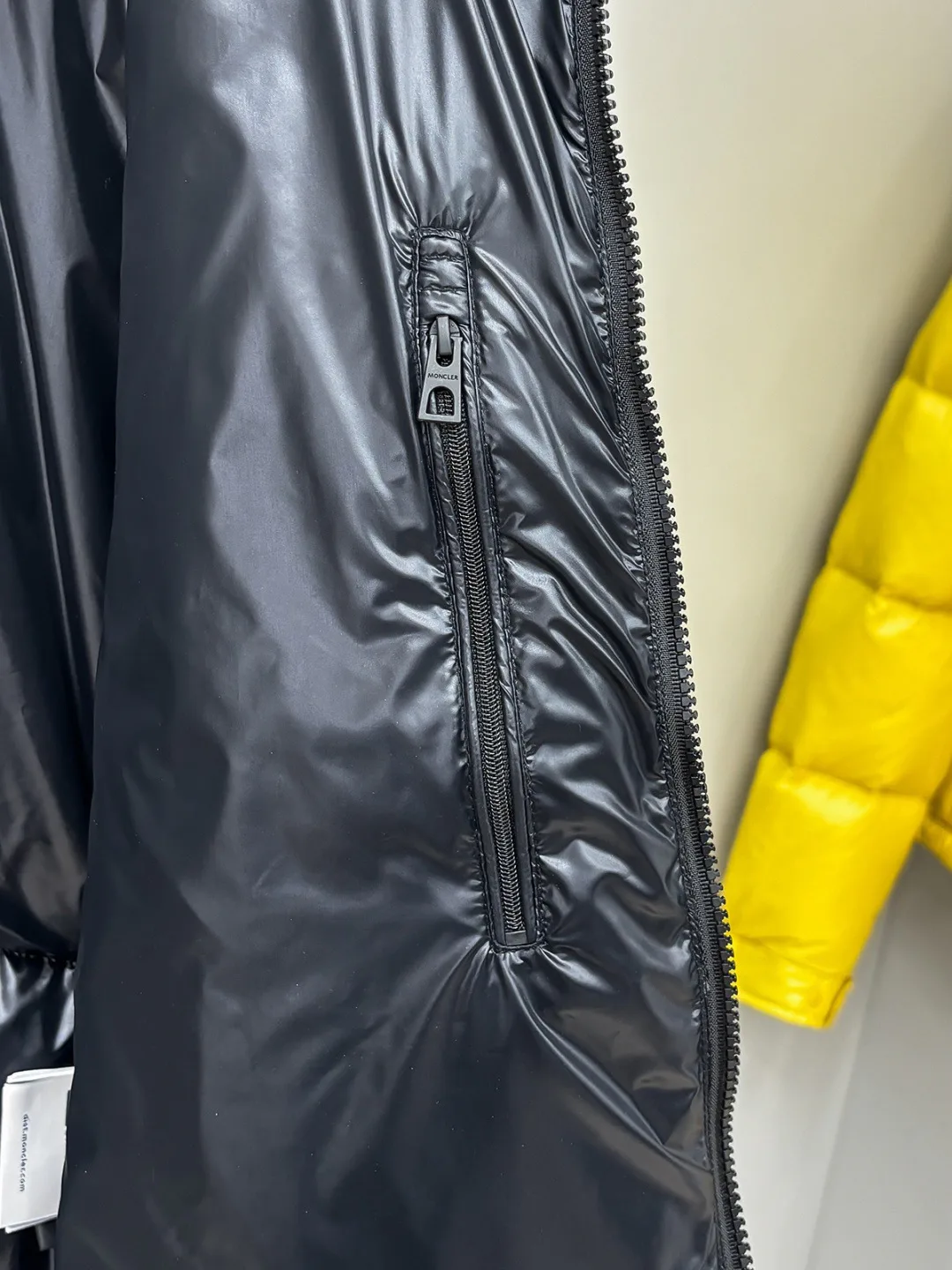 Куртки И Пуховики Мужские Moncler 18596624