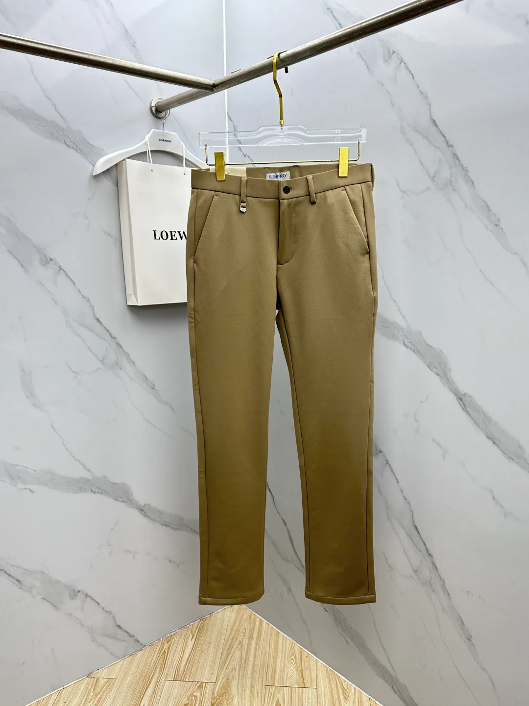 Men's Trousers BURBERRY 18246803