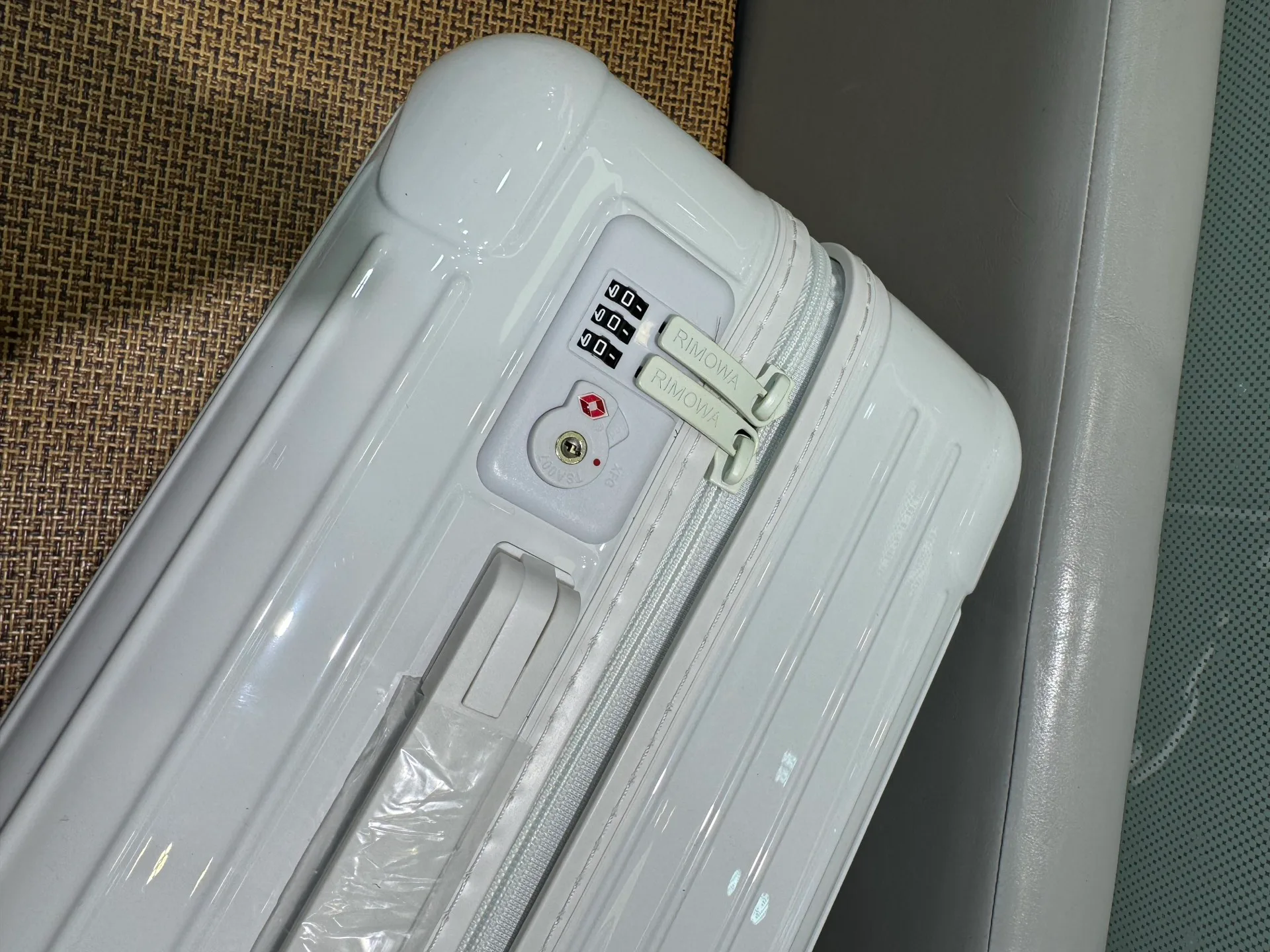 Suitcases RIMOWA 17803840