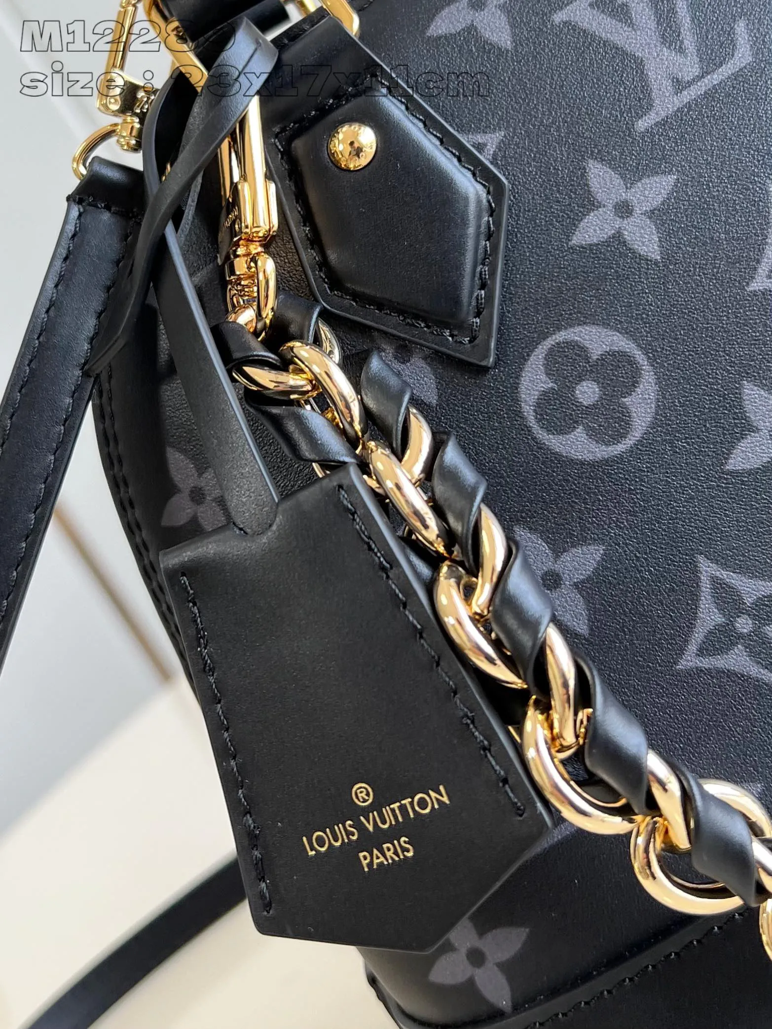 Women's Classic Handbags LOUIS VUITTON 18227598