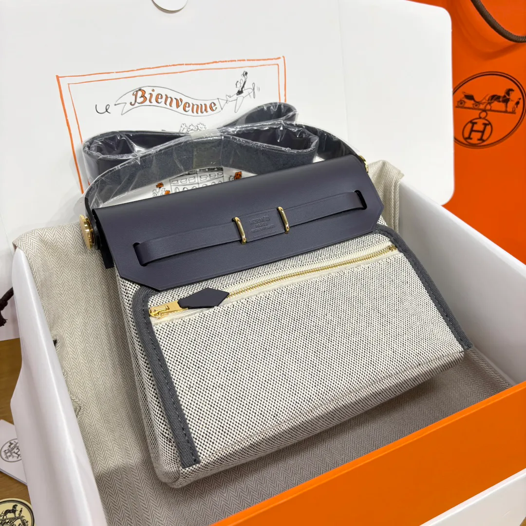 Women's Classic Handbags HERMES 18394445