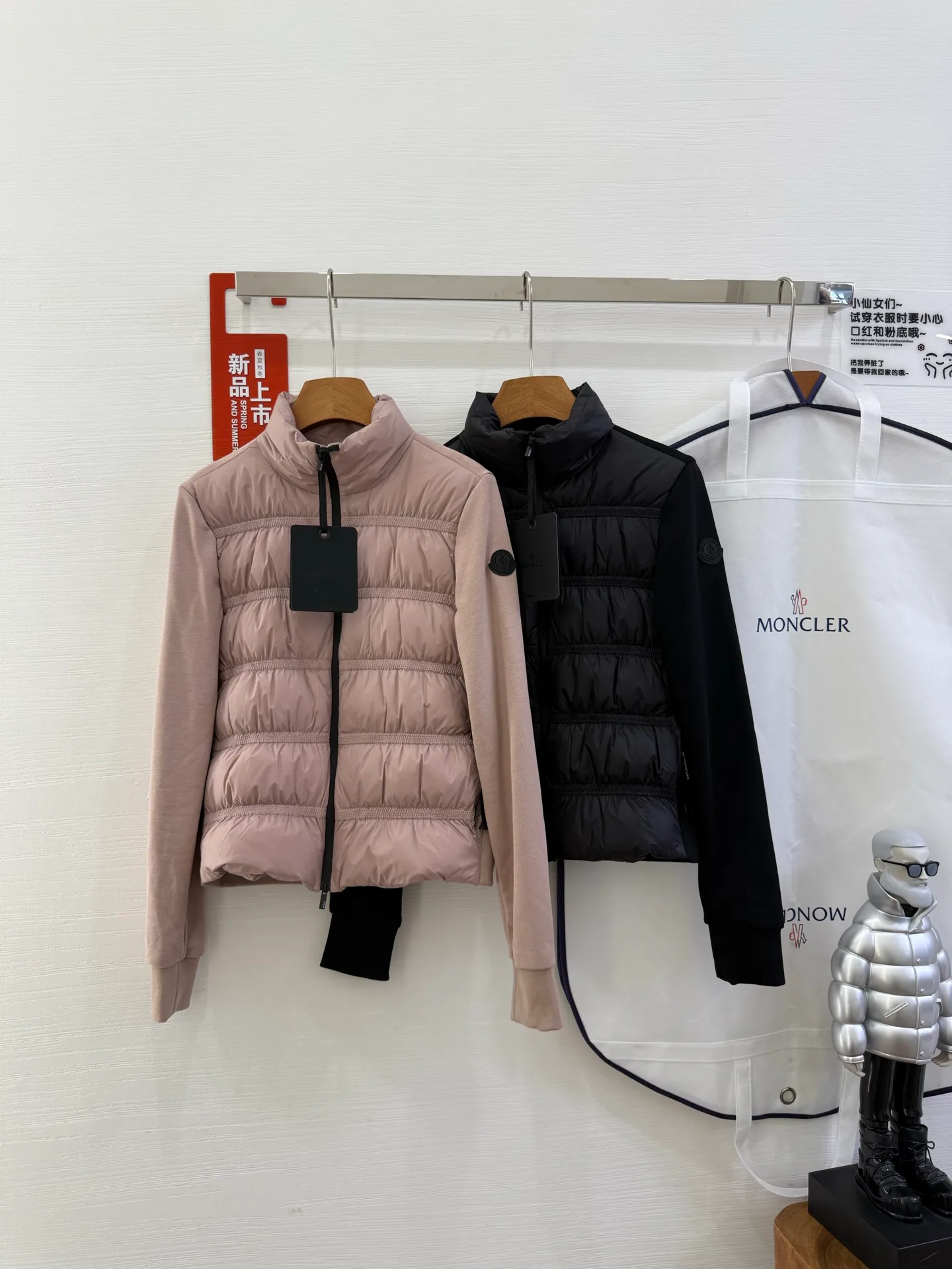 Women's Jackets And Down Jackets MONCLER 17918899