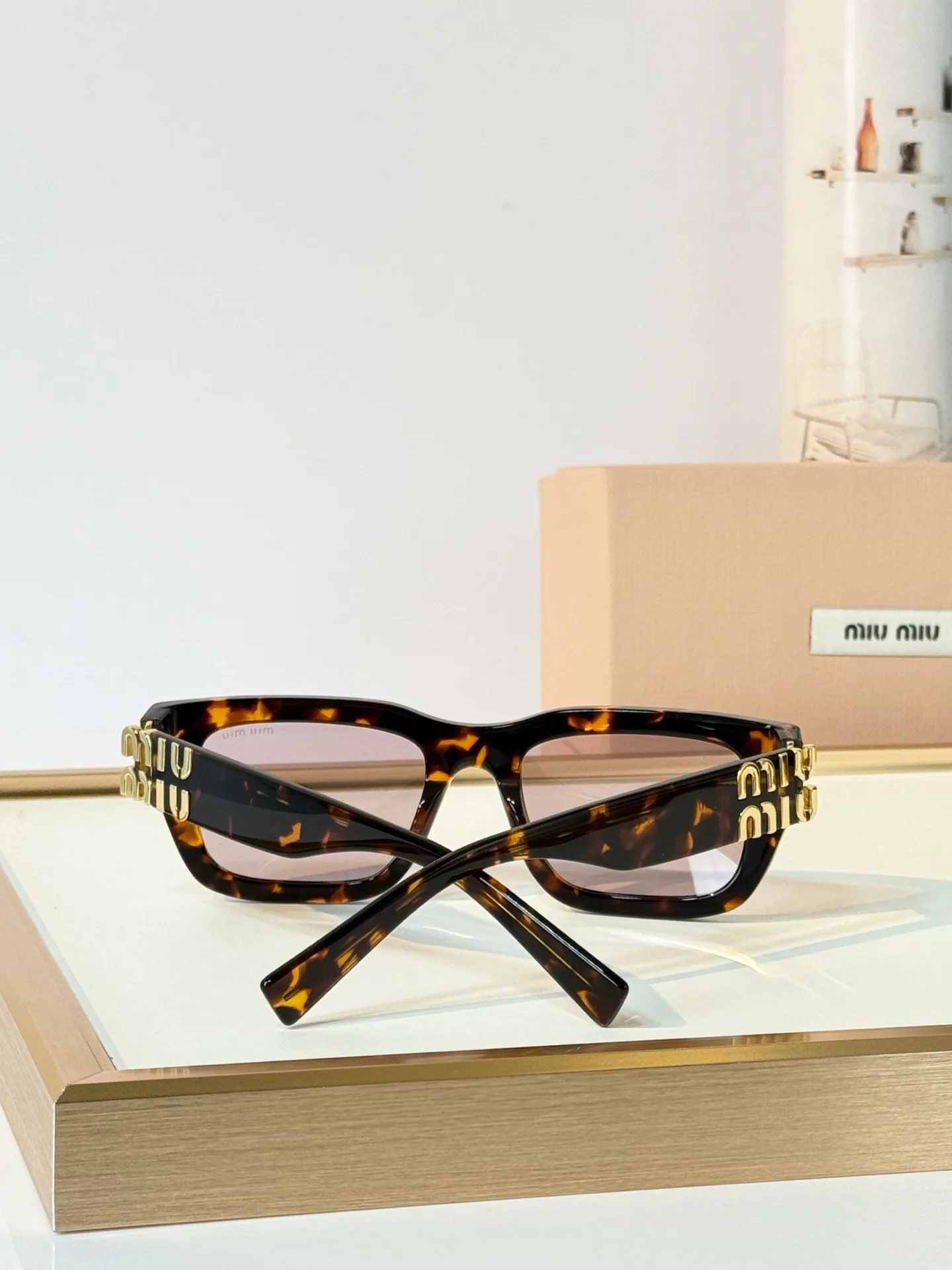 Glasses MIU MIU 18117970