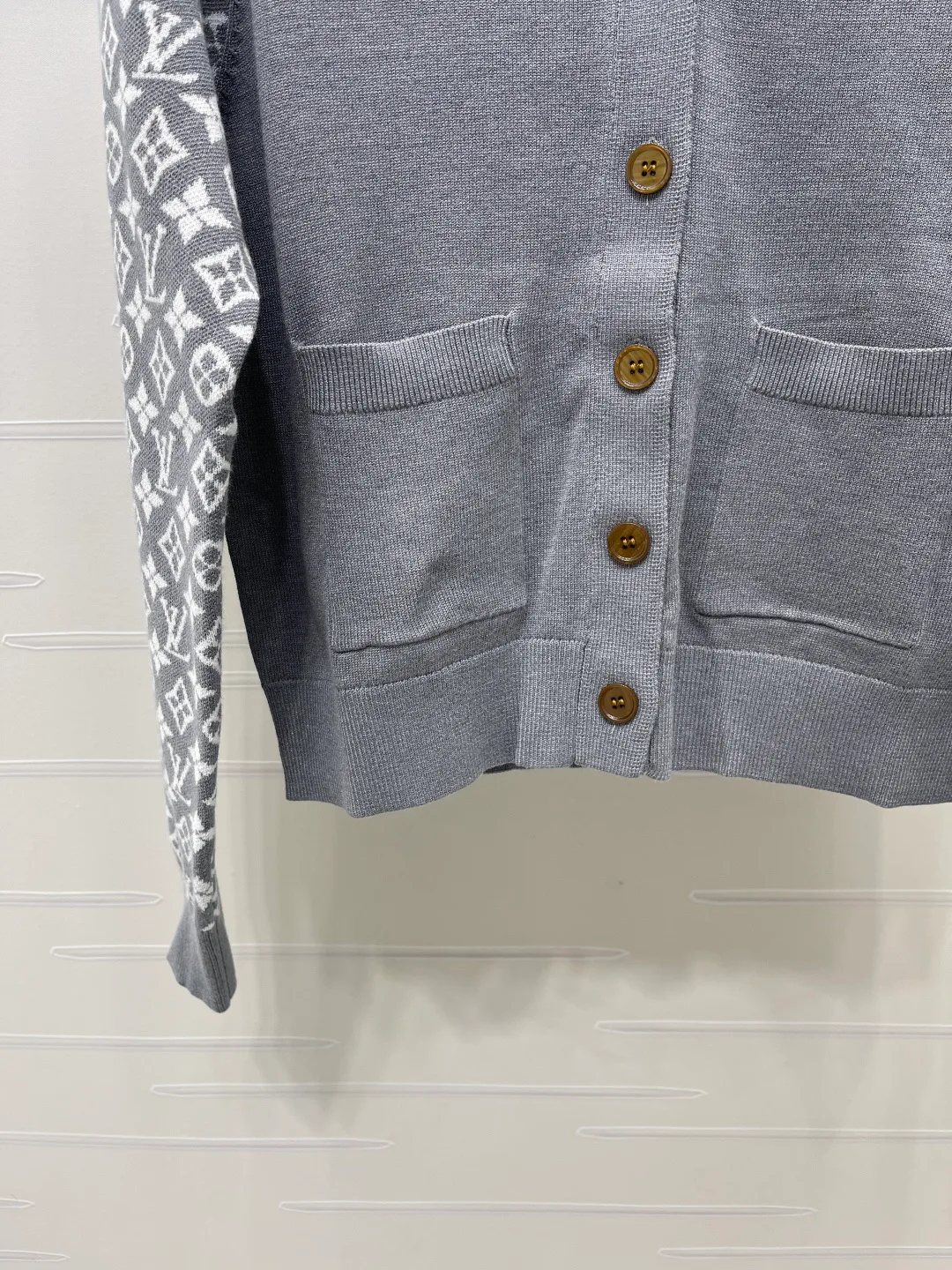 Women's Jumpers And Sweaters LOUIS VUITTON 18140977