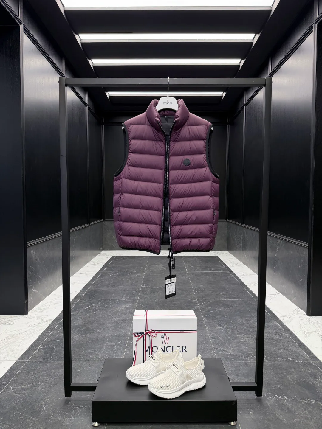 Men's Vests MONCLER 17905779