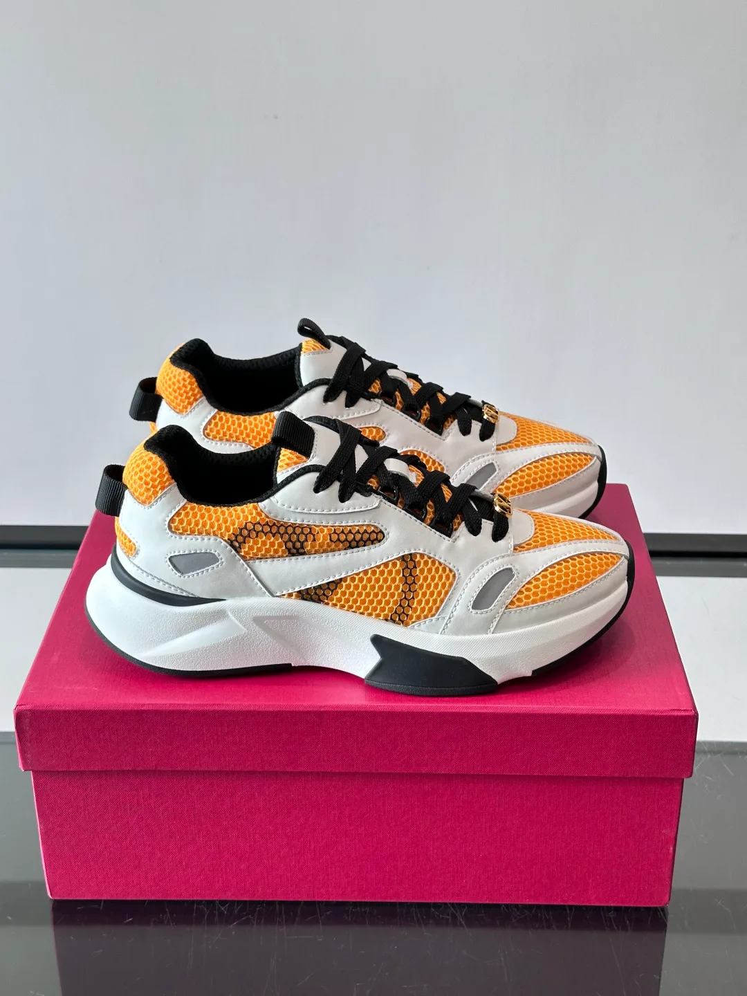 Men's Sneakers VALENTINO 17224120