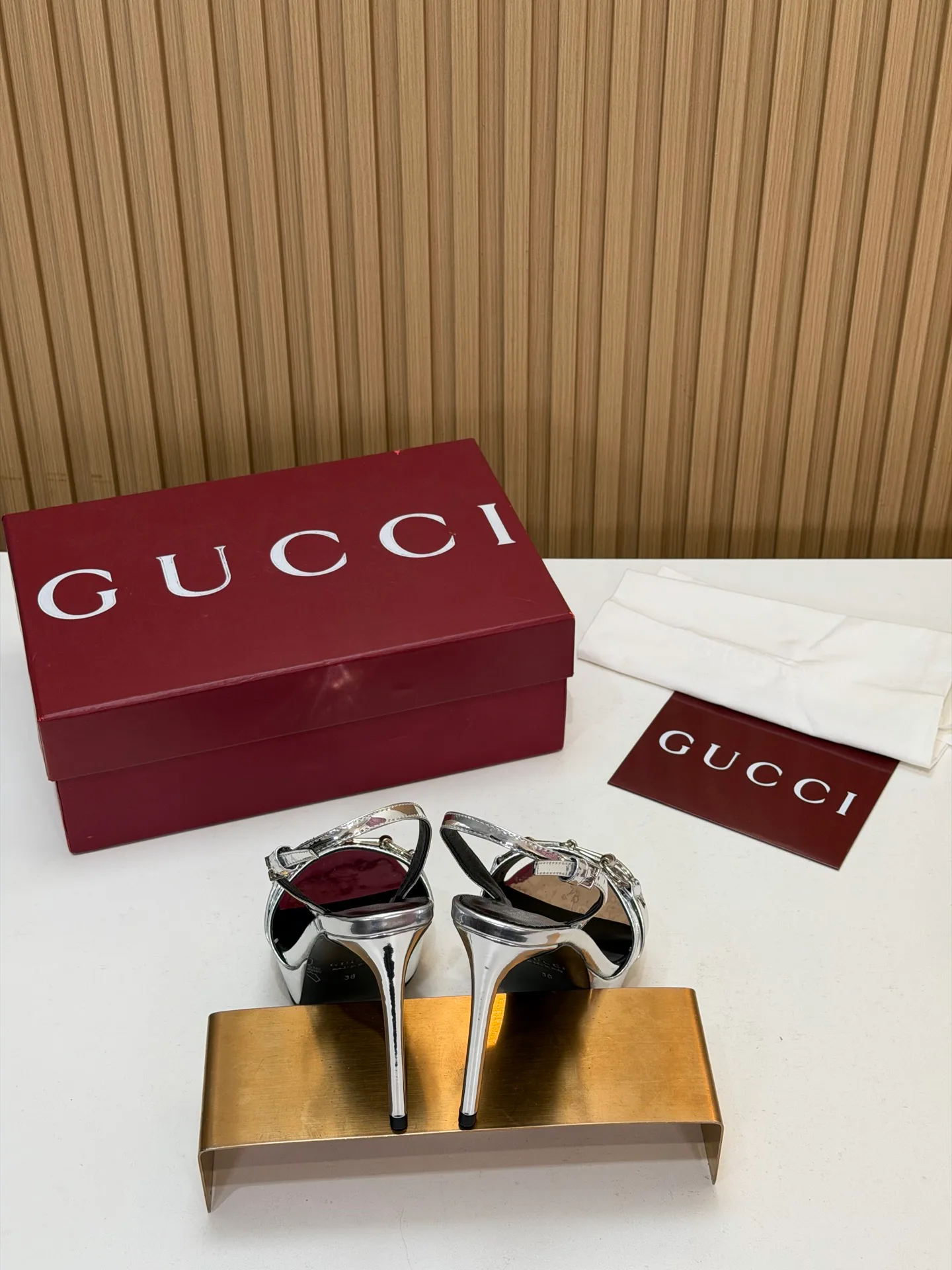 Women's Open-Toe Sandals GUCCI 18396258