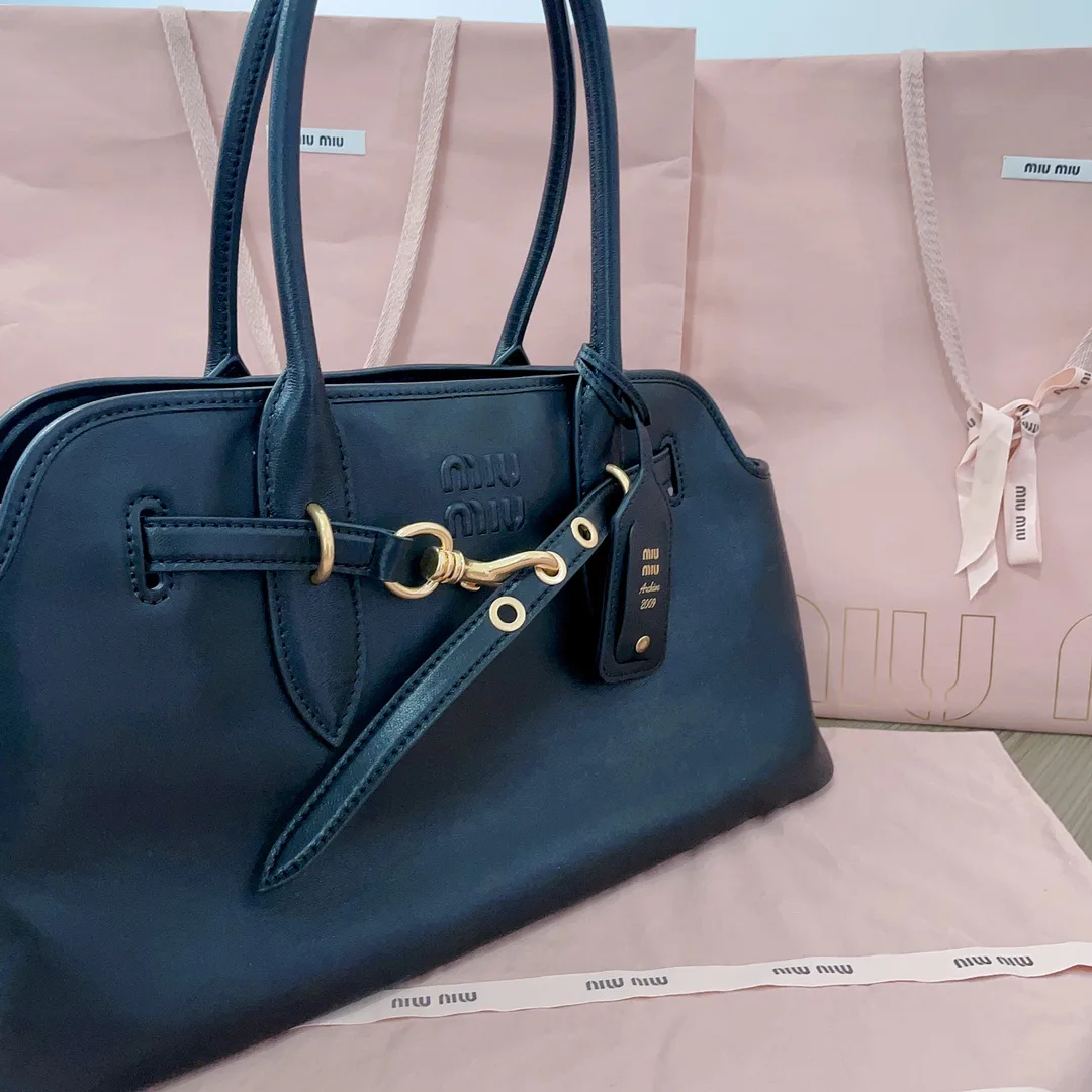 Women's Classic Handbags MIU MIU 18004738