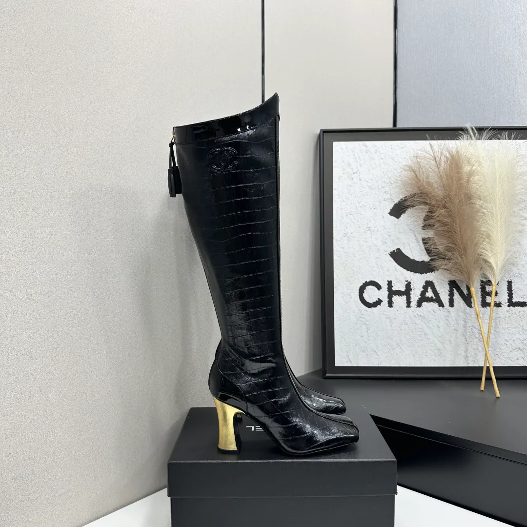 Women's Boots CHANEL 18366732