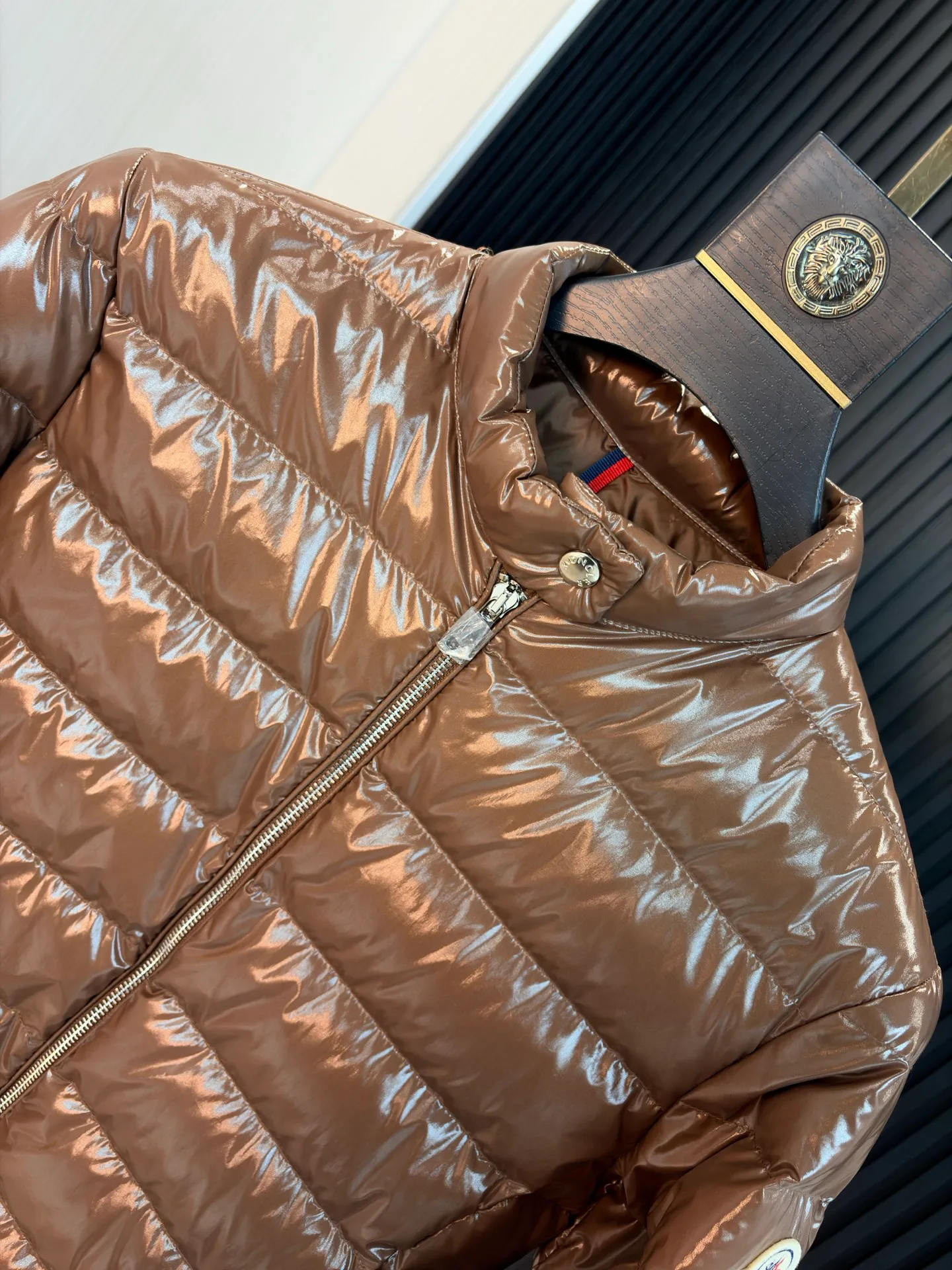 Men's Jackets And Down Jackets MONCLER 17908029