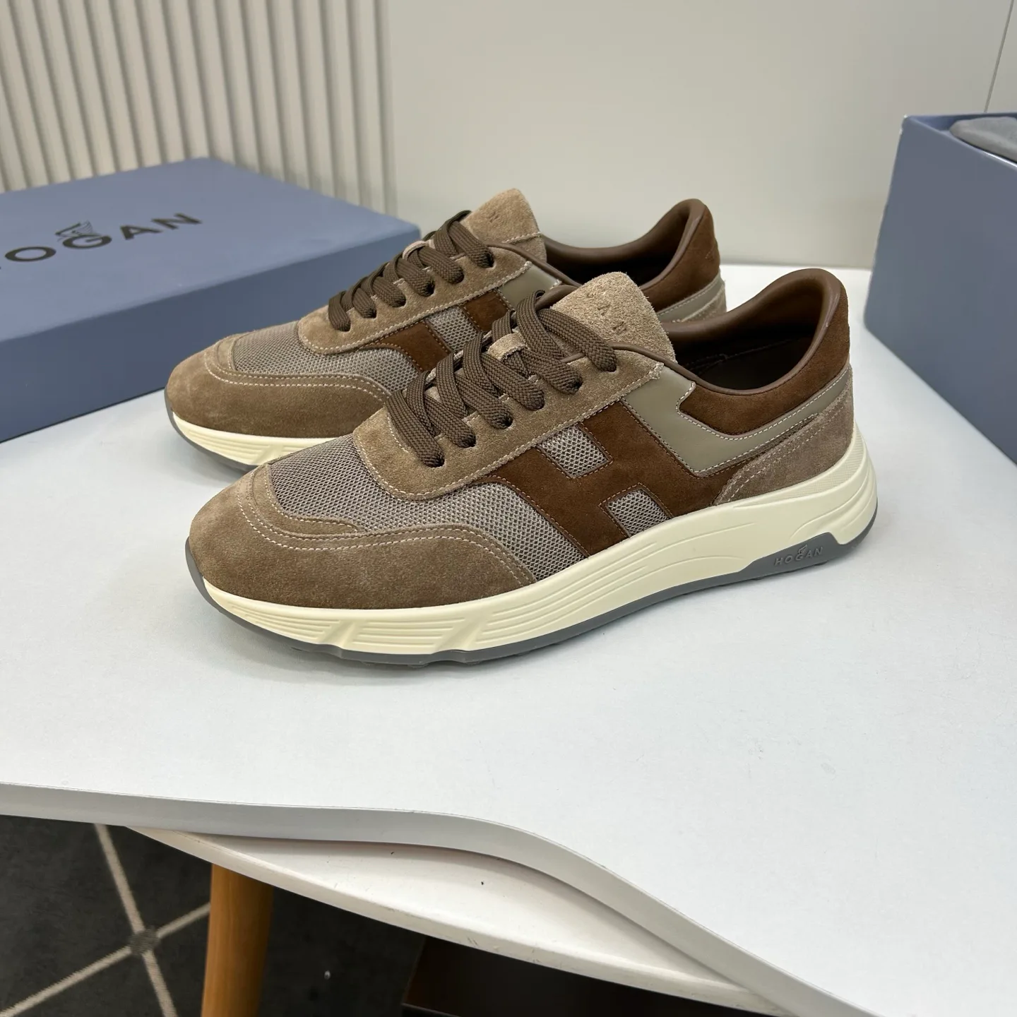 Men's Sneakers HOGAN 17280331