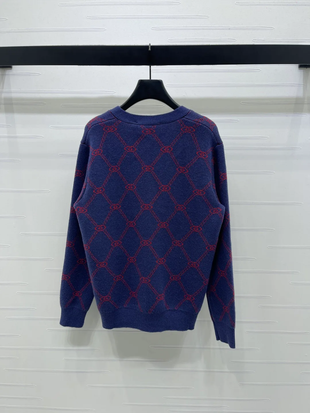Women's Jumpers And Sweaters GUCCI 18437120