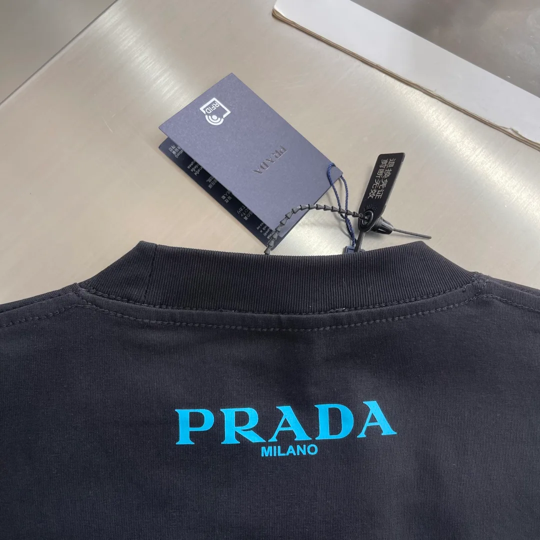 Men's T-Shirts PRADA 17510172