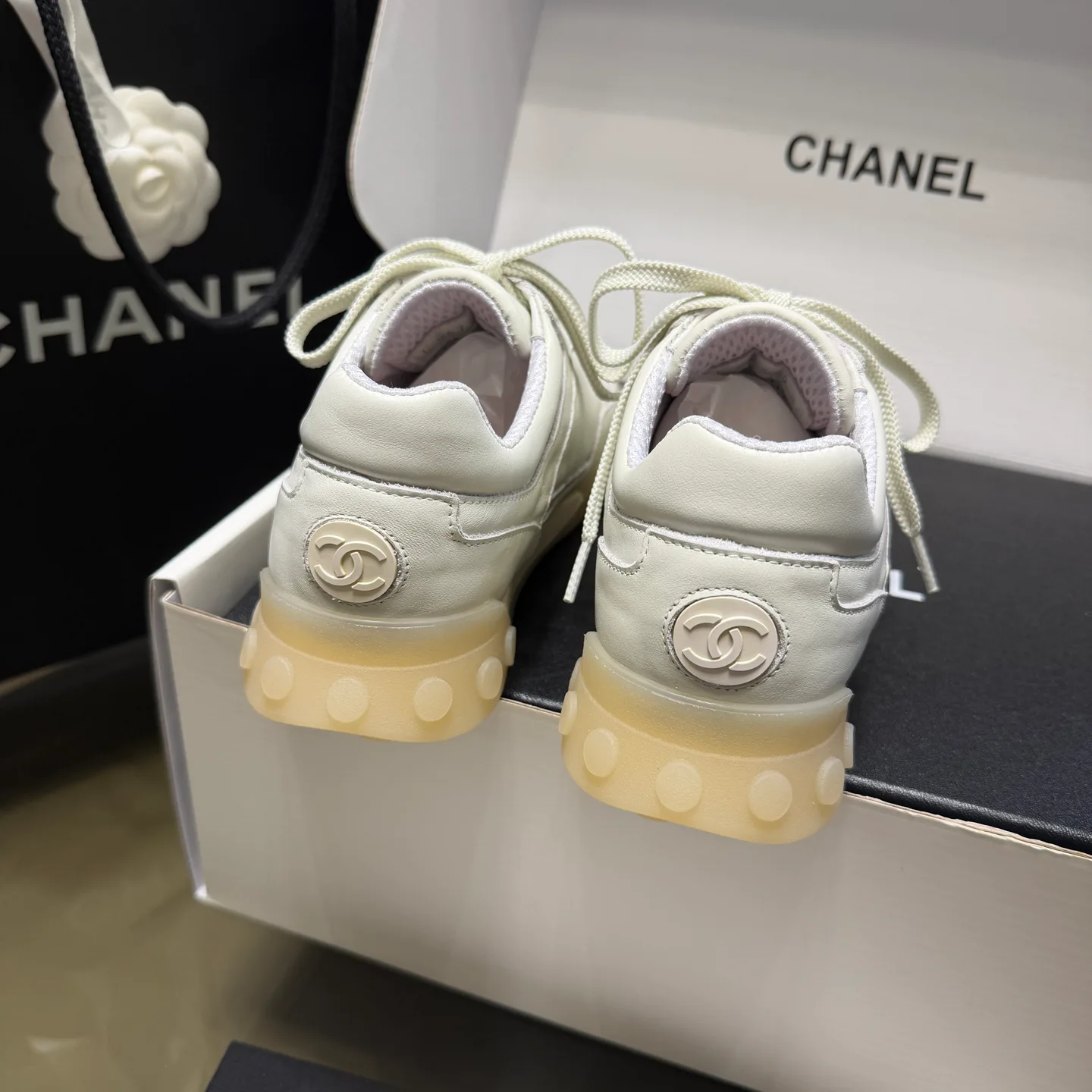 Women's Sneakers CHANEL 17877259