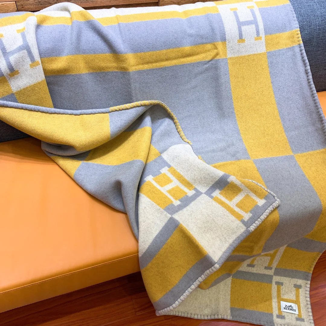 Textiles HERMES 17992391