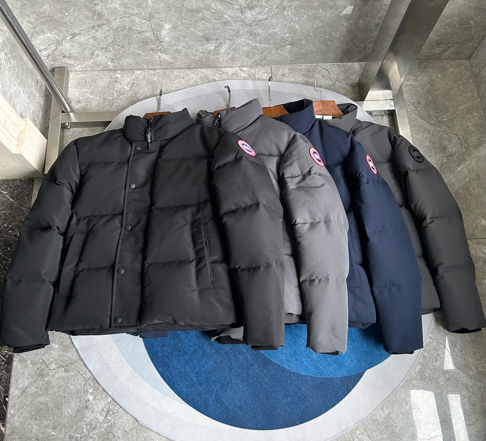 Men's Jackets And Down Jackets CANADA GOOSE 18007325