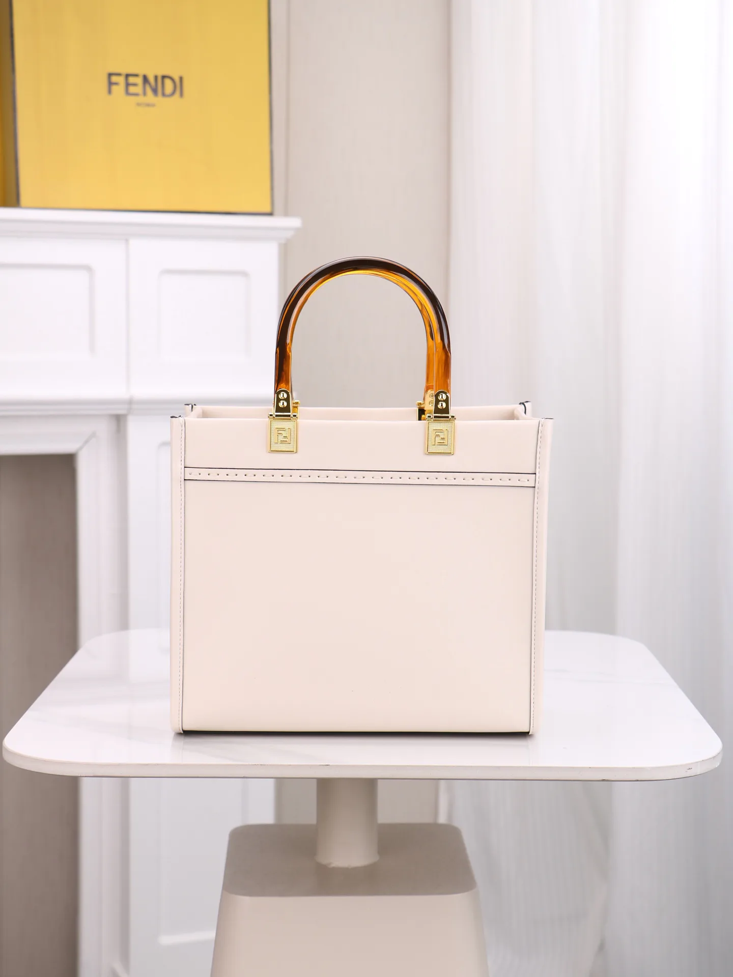 Women's Classic Handbags FENDI 18005131