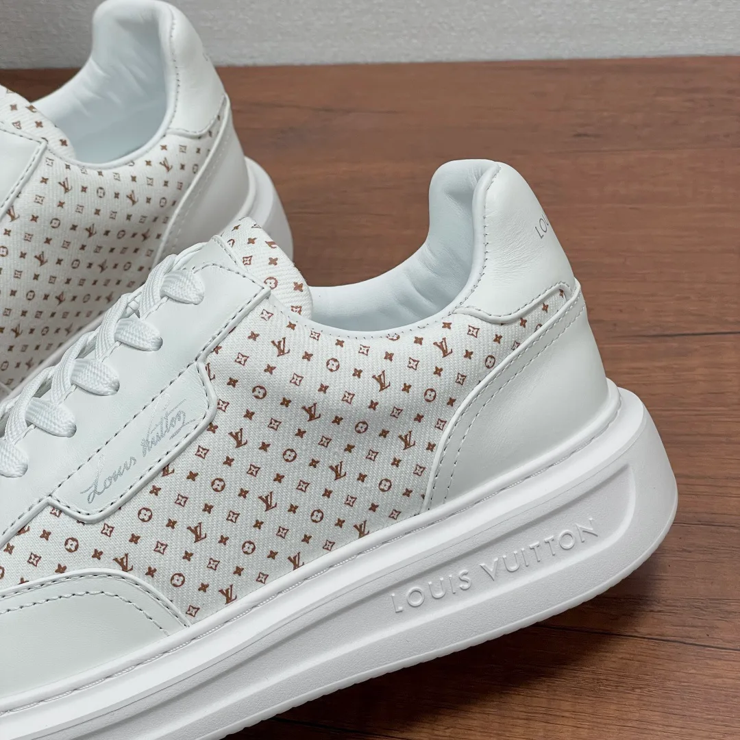 Men's Sneakers LOUIS VUITTON 18000612