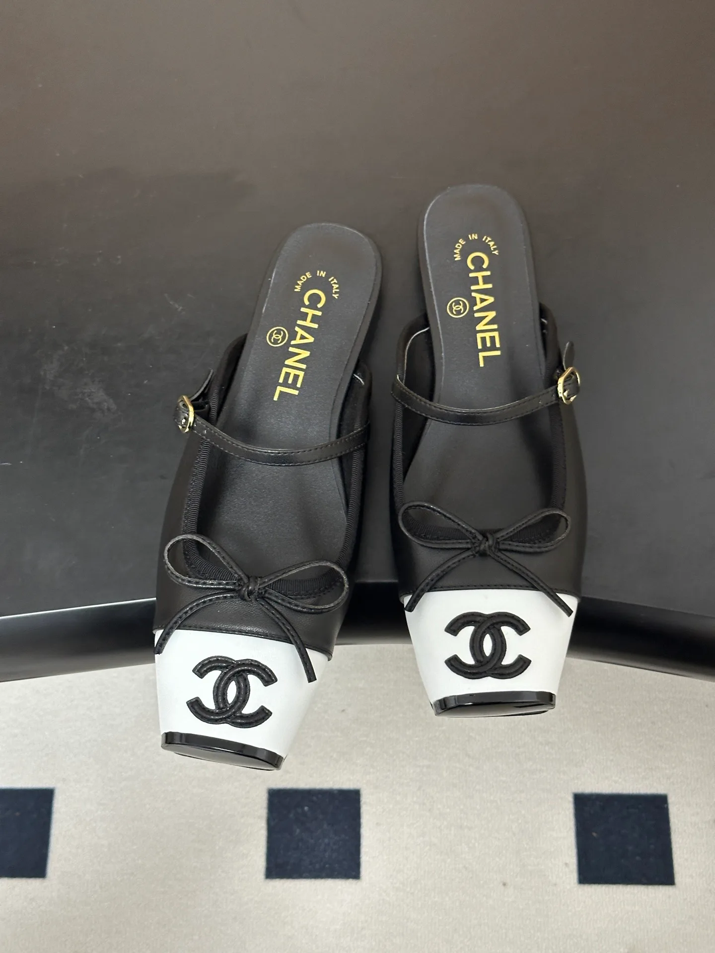 Women's Mules And Clogs CHANEL 17338405
