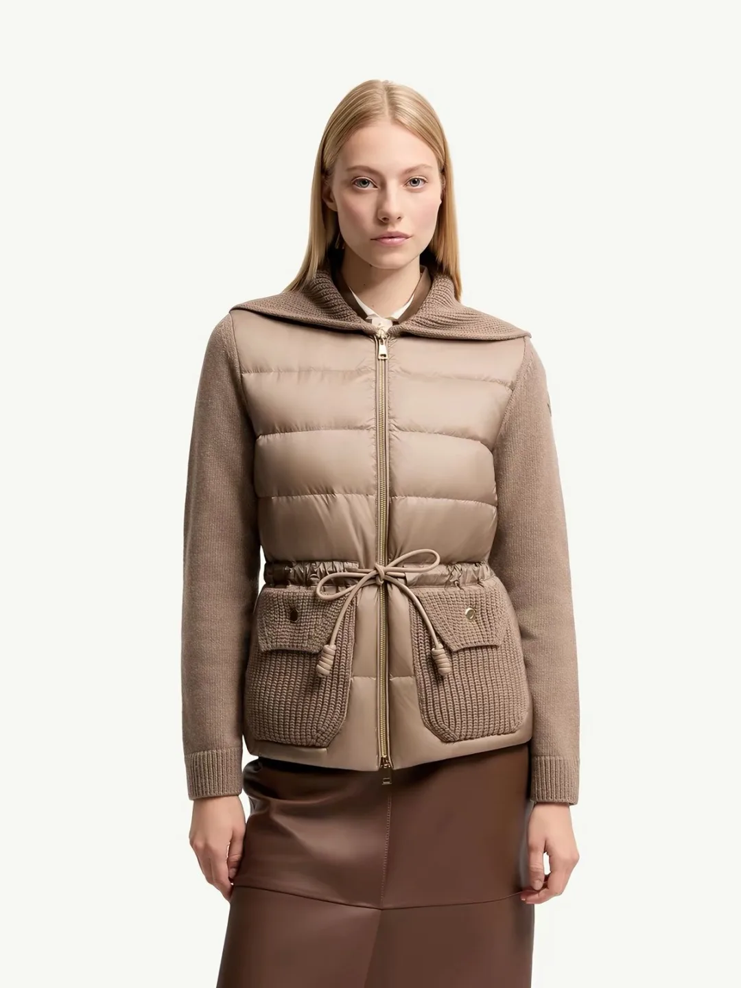 Women's Jackets And Down Jackets MONCLER 18248293
