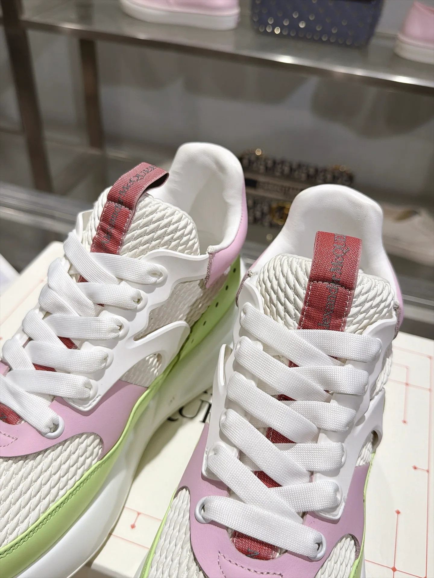 Men's Sneakers ALEXANDER MCQUEEN 18333214