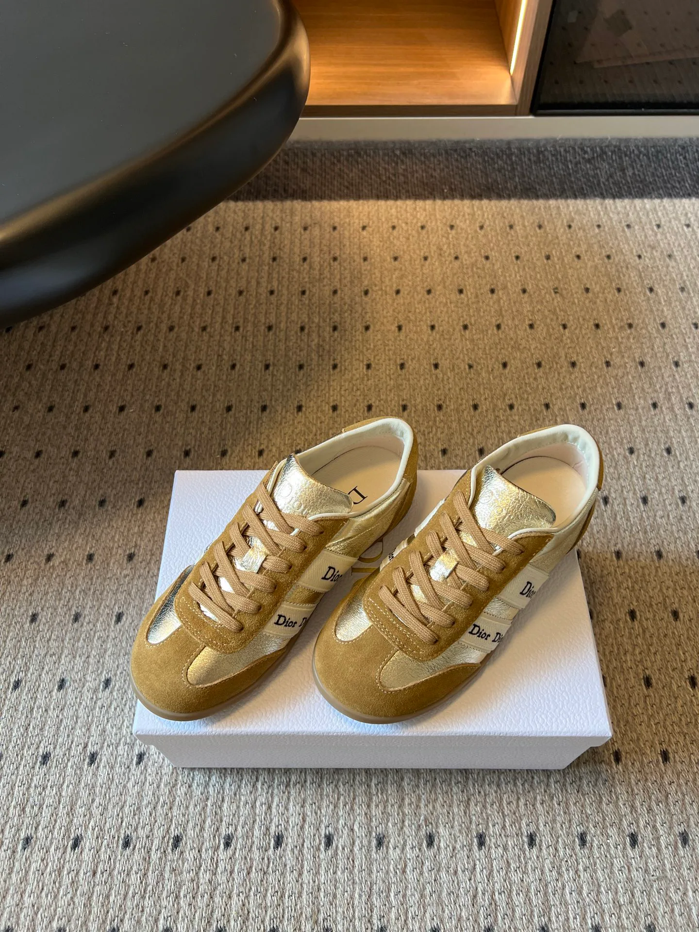 Women's Sneakers CHRISTIAN DIOR 18034691