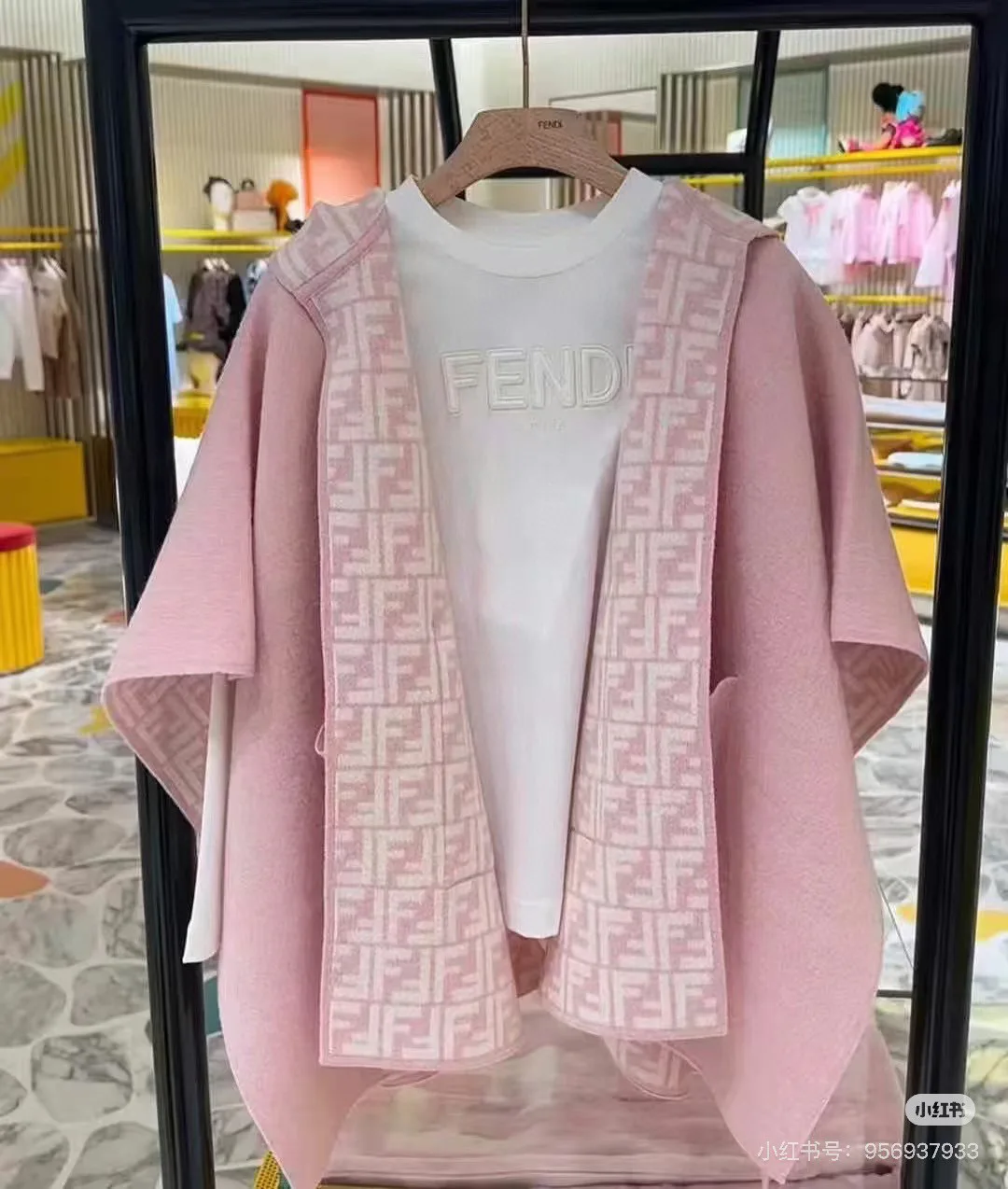 Women's Jumpers And Sweaters FENDI 18003153