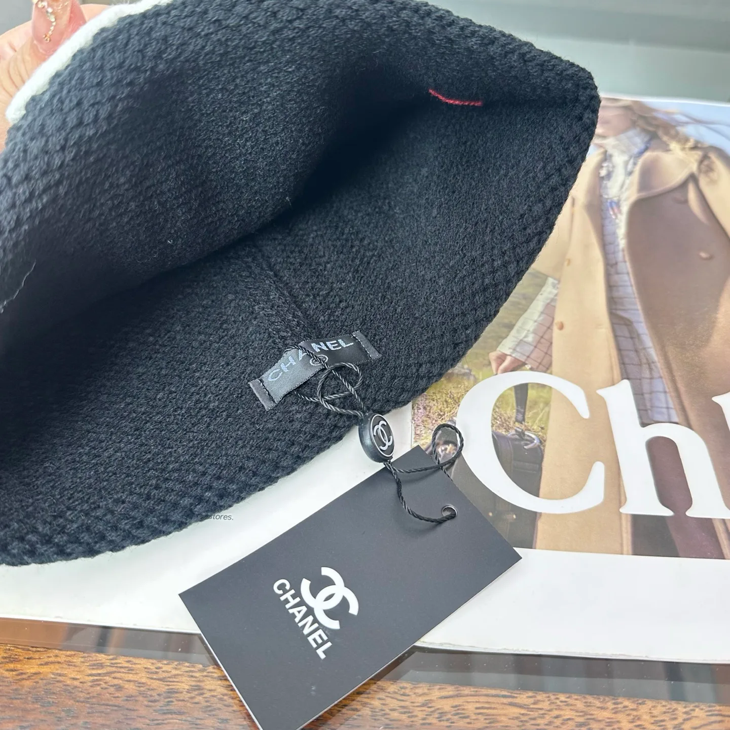 Hats CHANEL 18093087