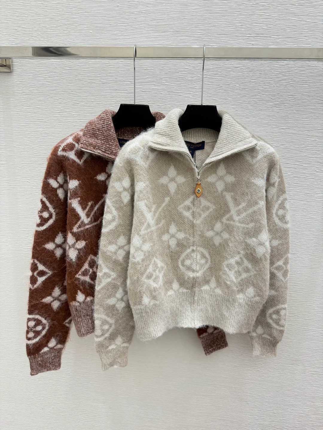 Джемперы И Свитеры Женские Louis Vuitton 18616012