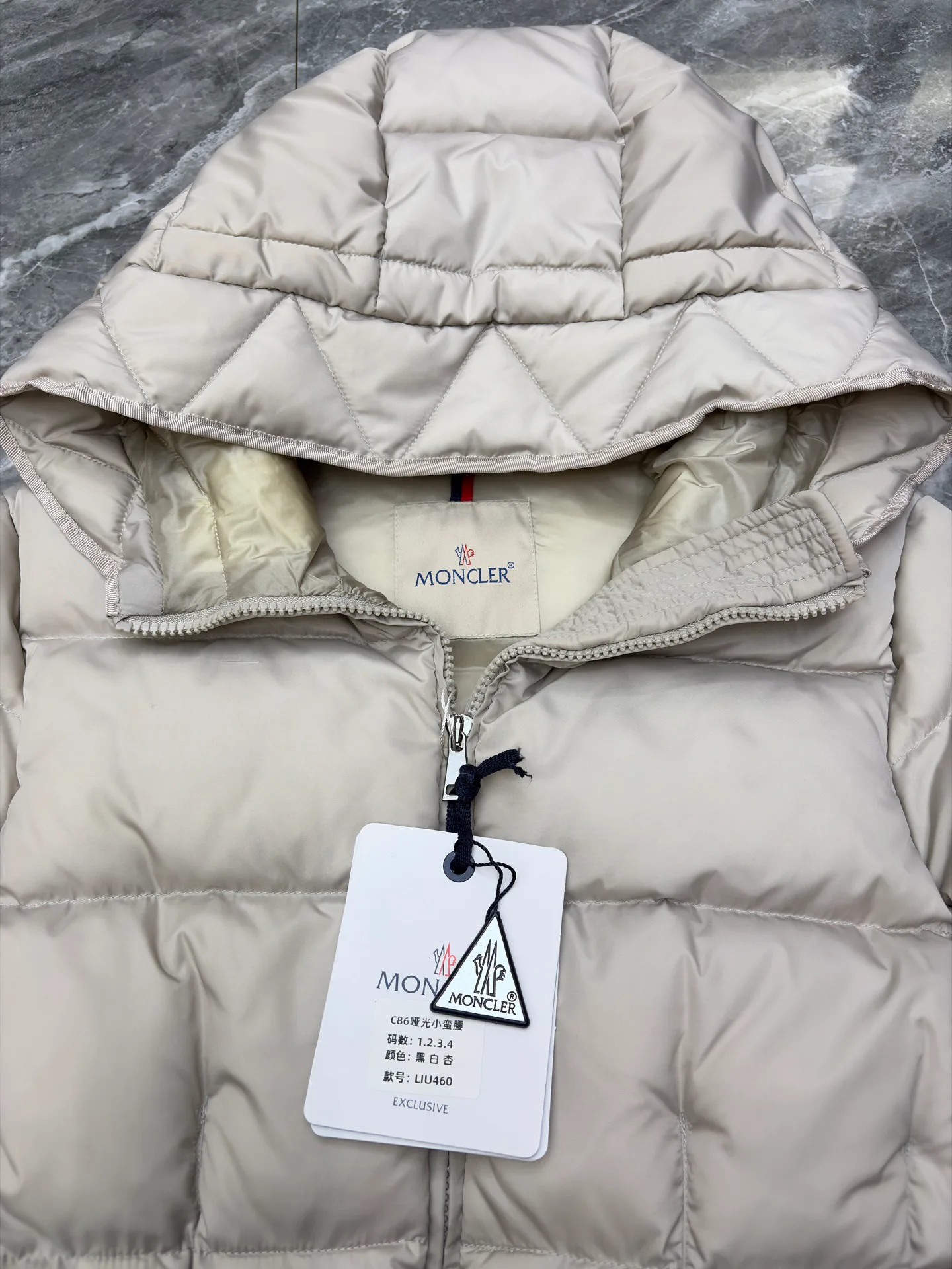 Women's Jackets And Down Jackets MONCLER 17801610