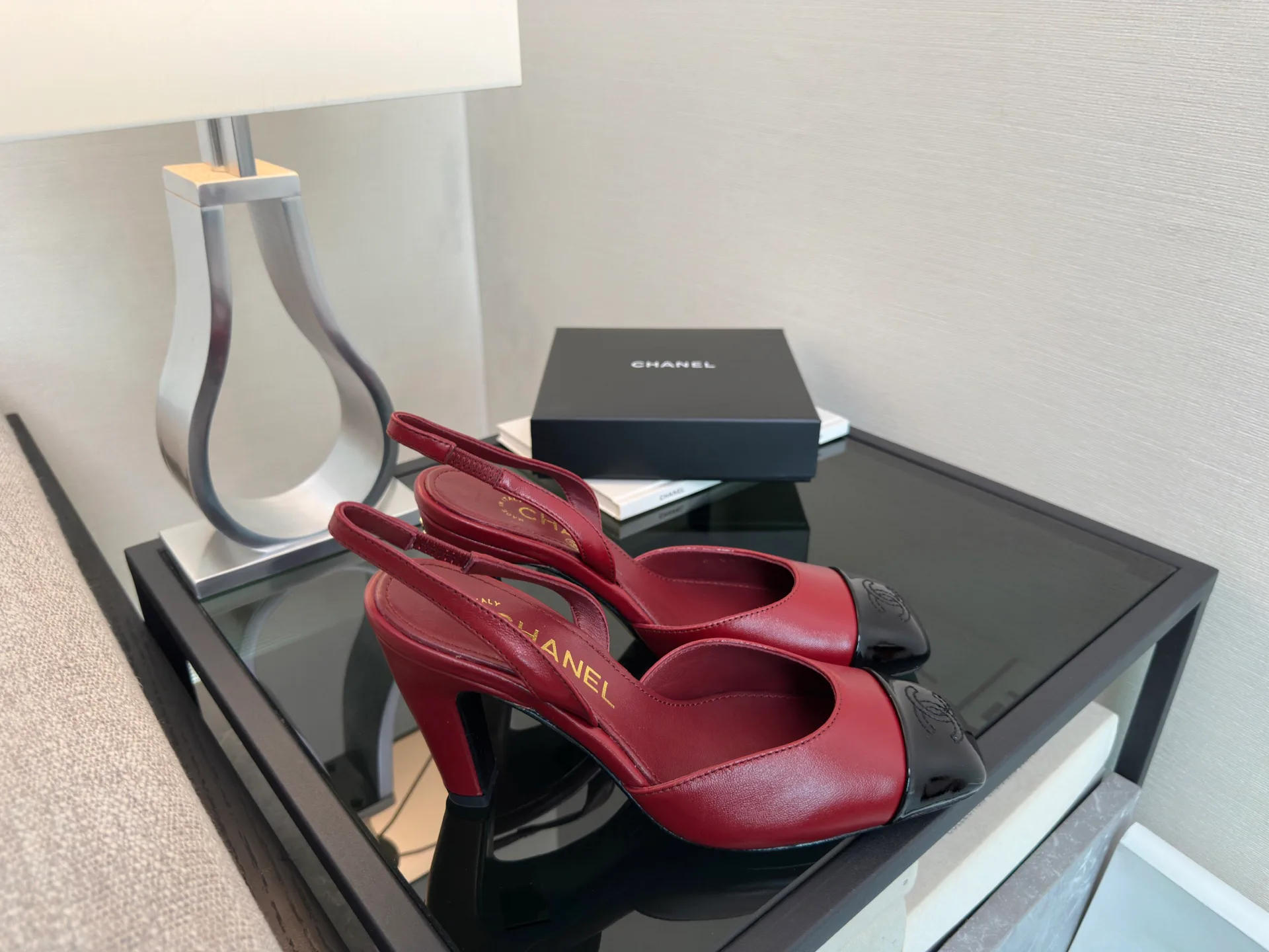 Women's Heels CHANEL 18402052