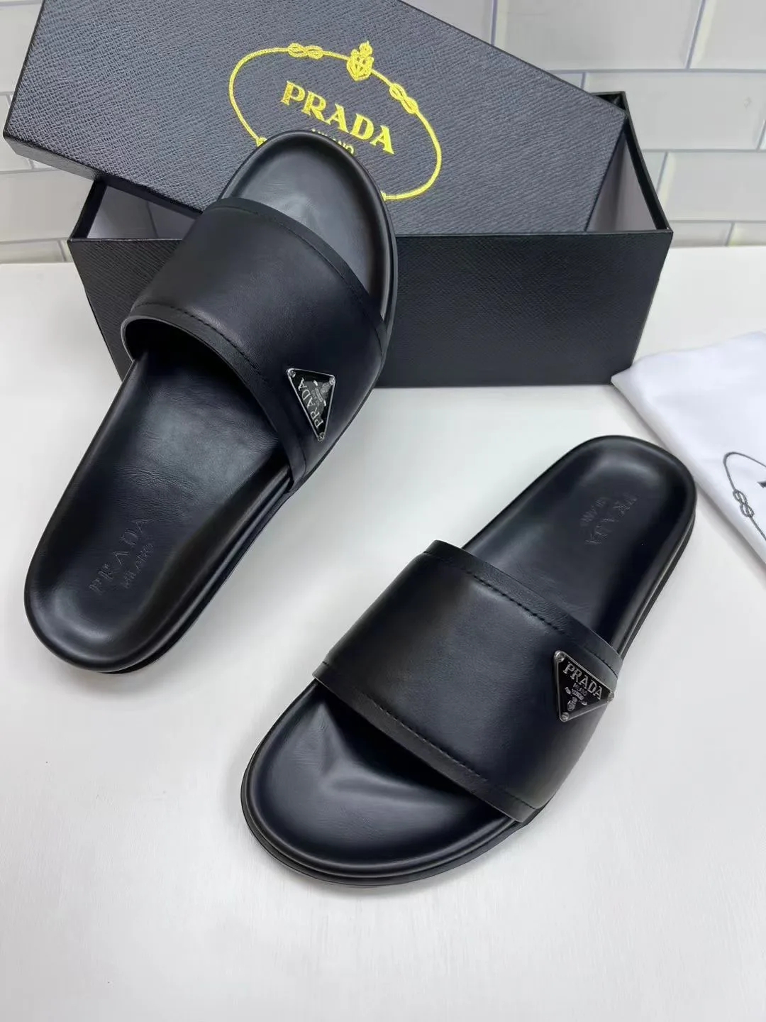 Women's Flip-Flops PRADA 17689373