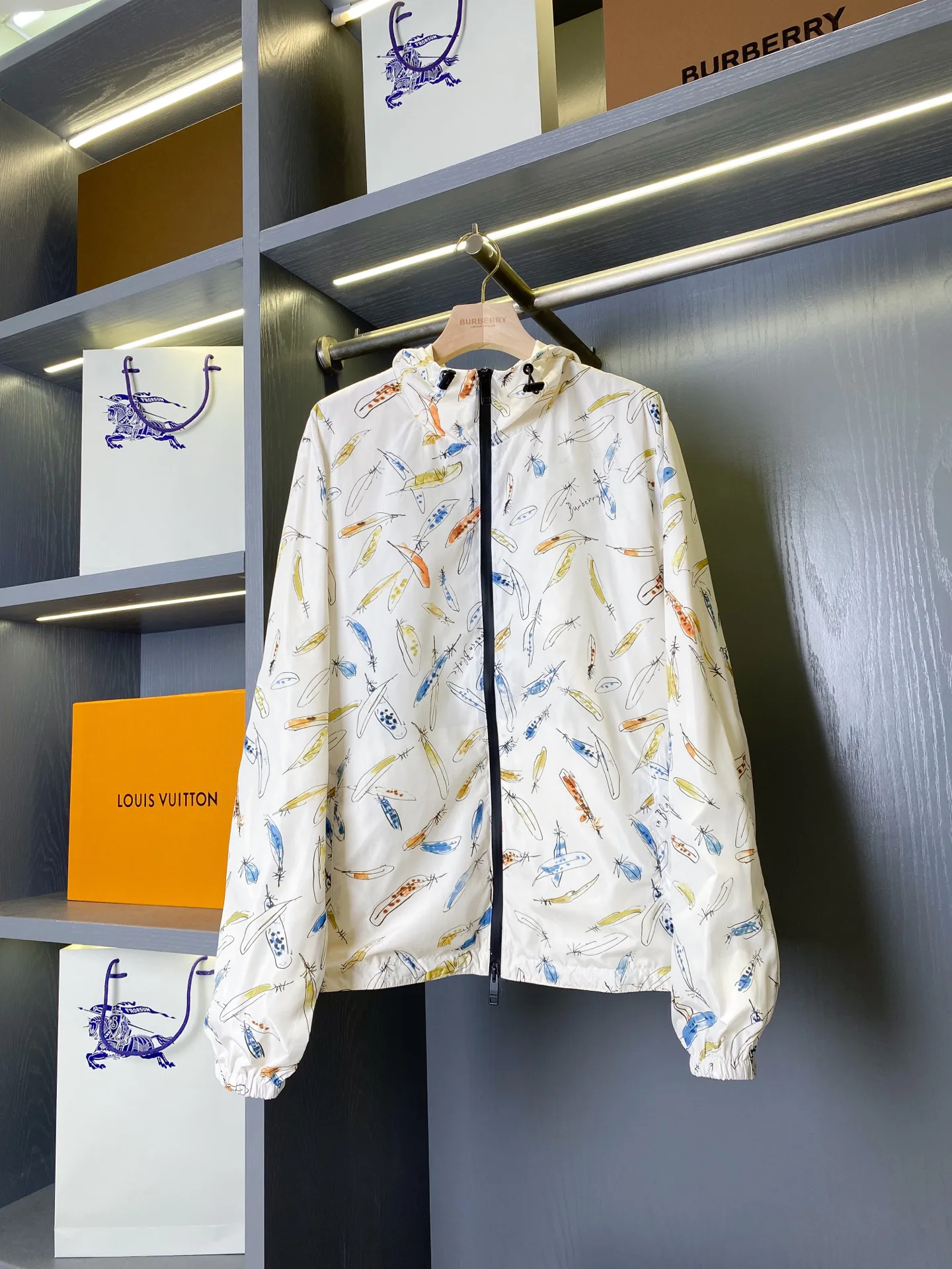Men's Jackets And Down Jackets BURBERRY 17835253