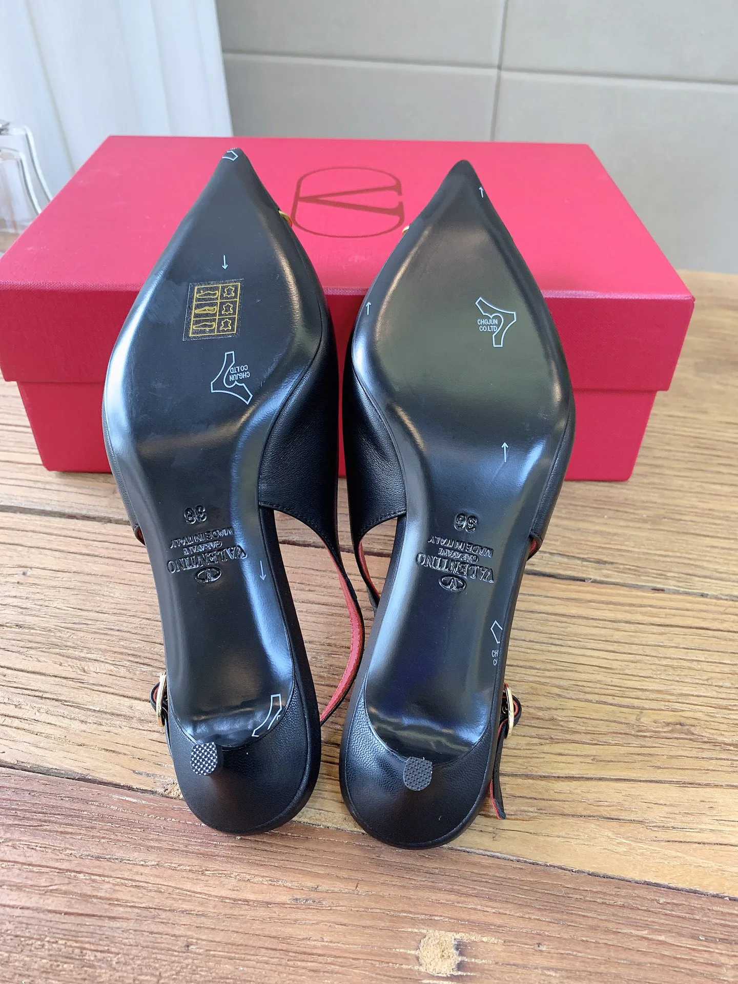 Women's Heels VALENTINO 16942056