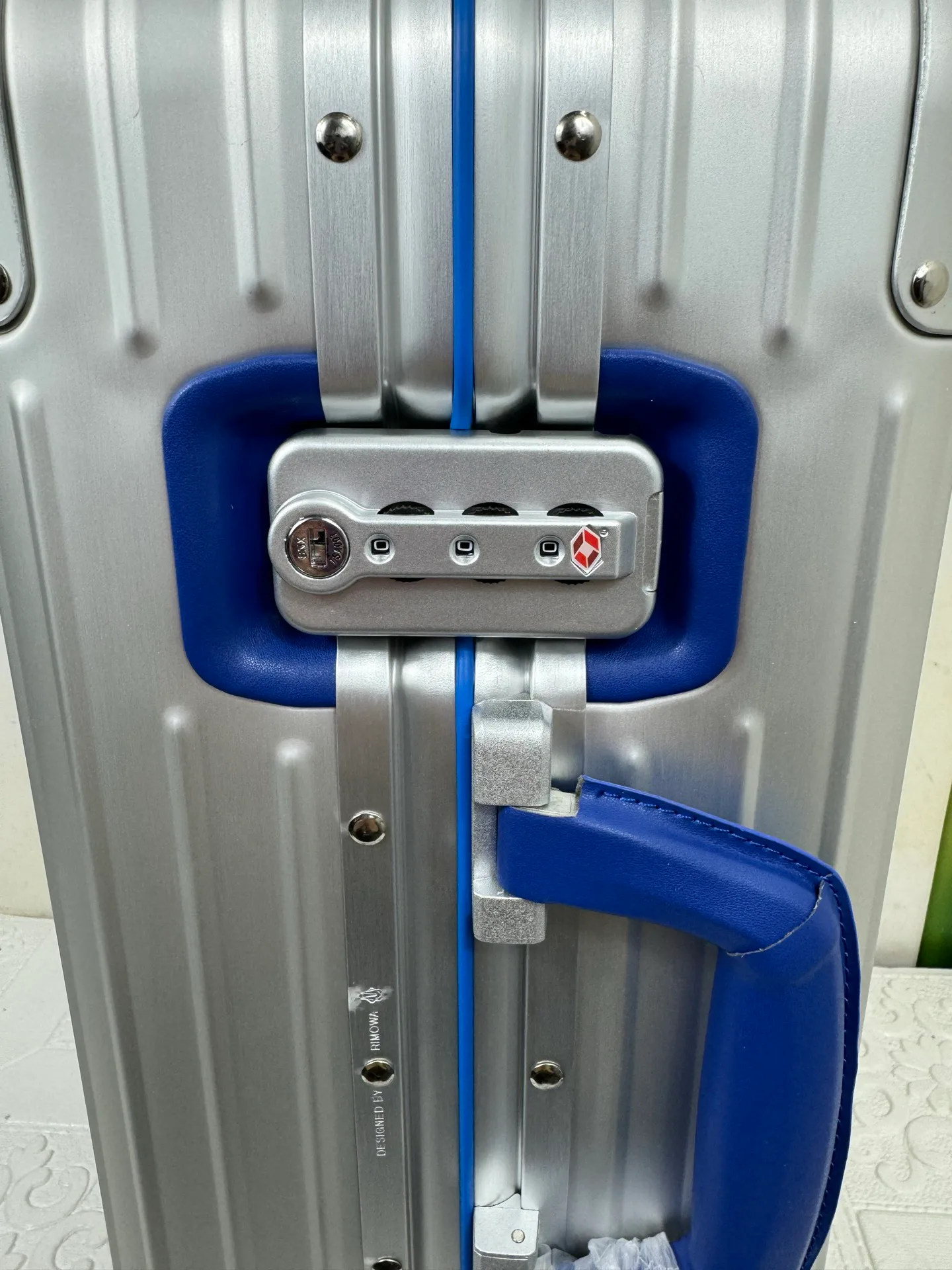 Suitcases RIMOWA 17662917