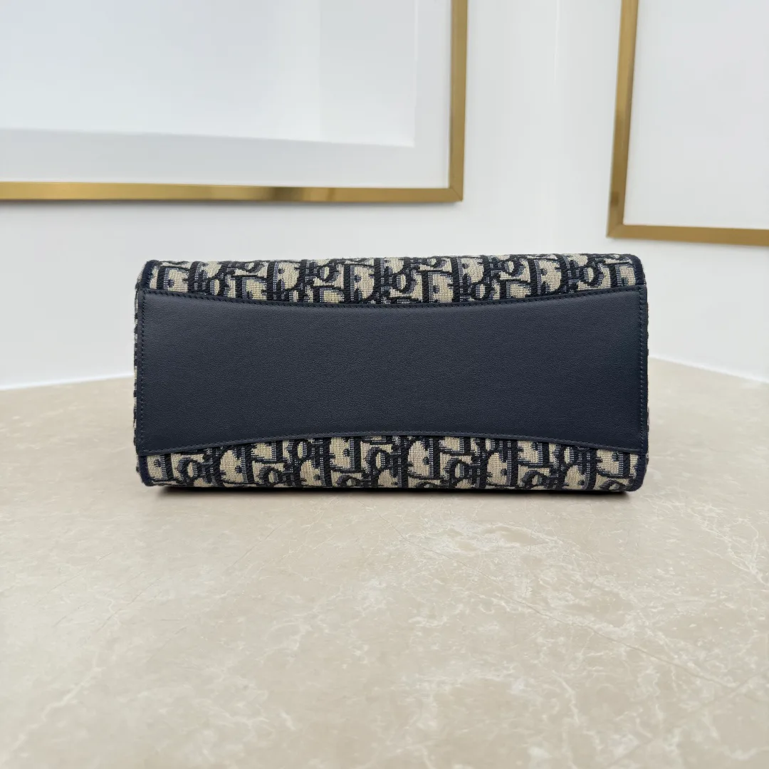 Классические Сумки Женские Christian Dior 18573848