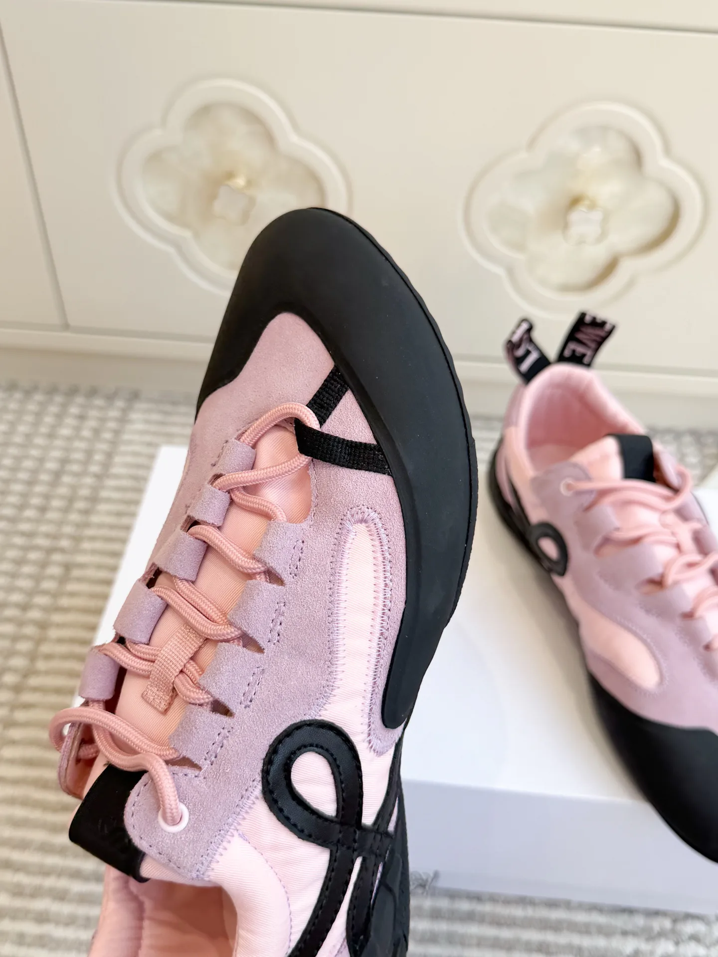 Women's Sneakers LOEWE 18275867