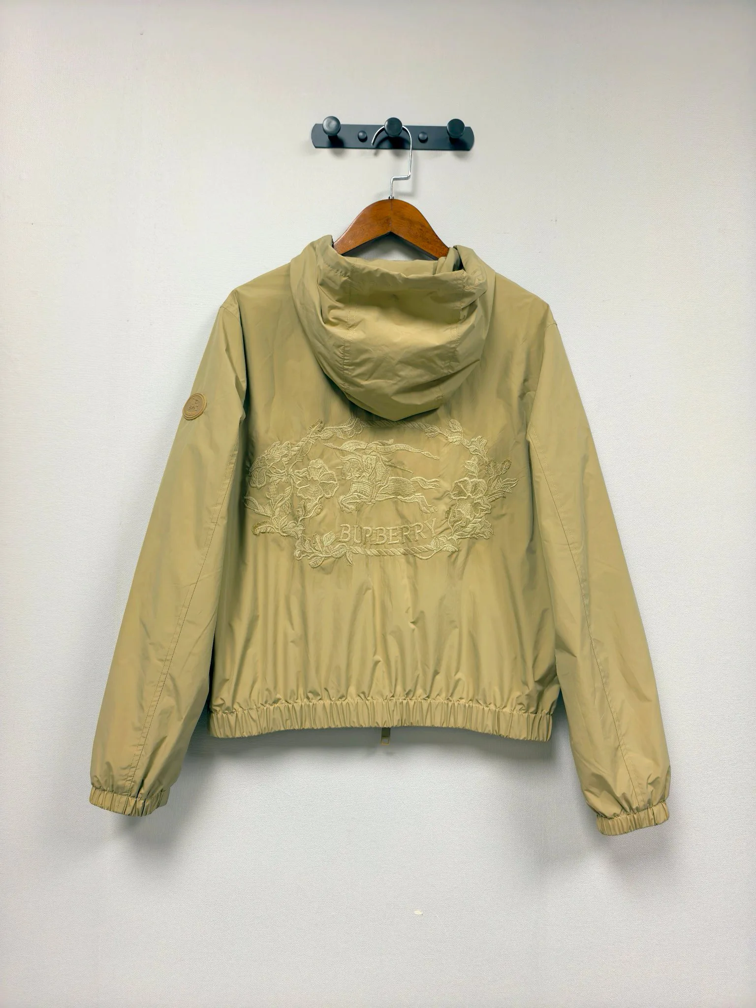 Women's Jackets And Down Jackets BURBERRY 18151033