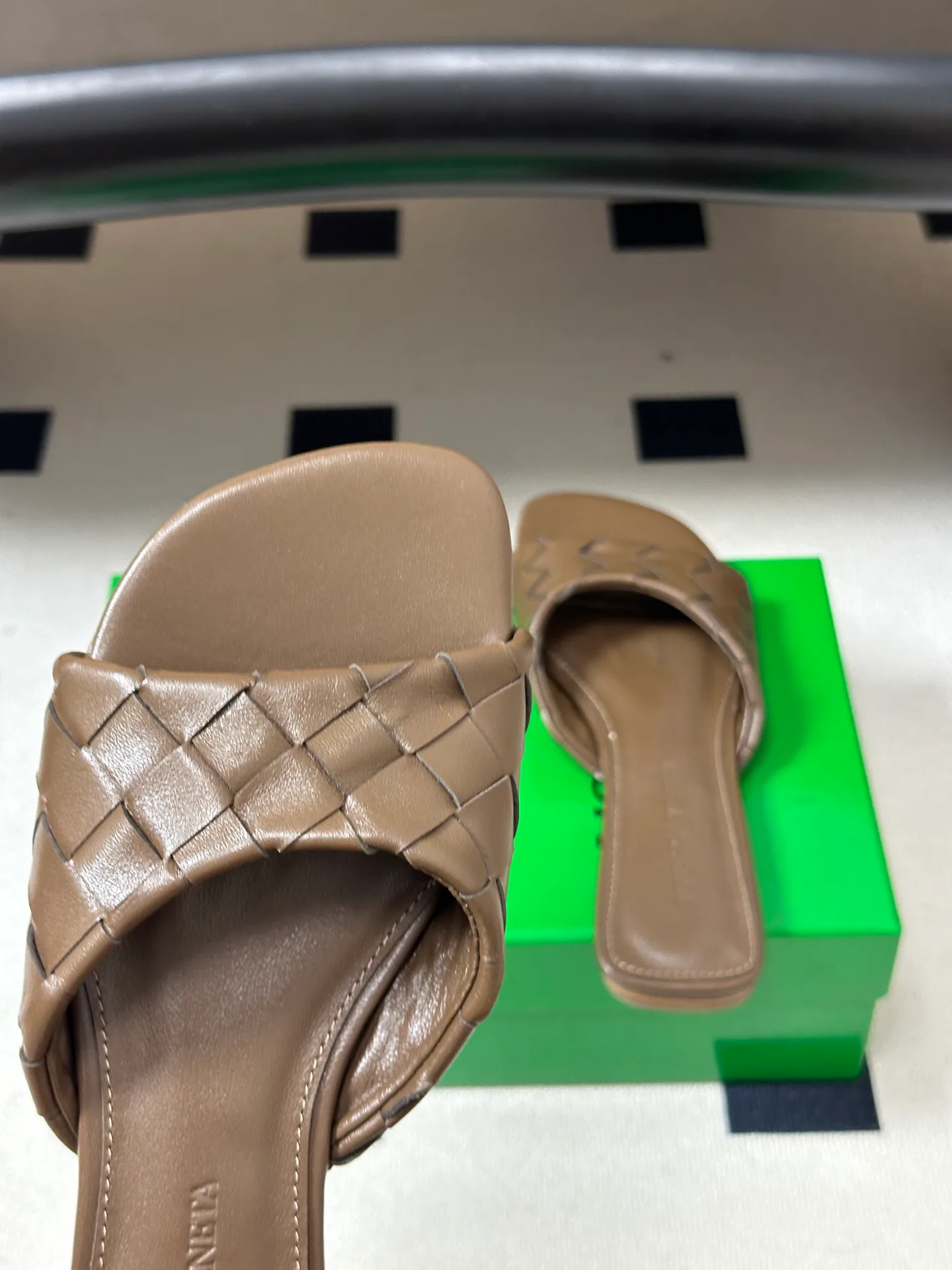 Women's Mules And Clogs BOTTEGA VENETA 18049571