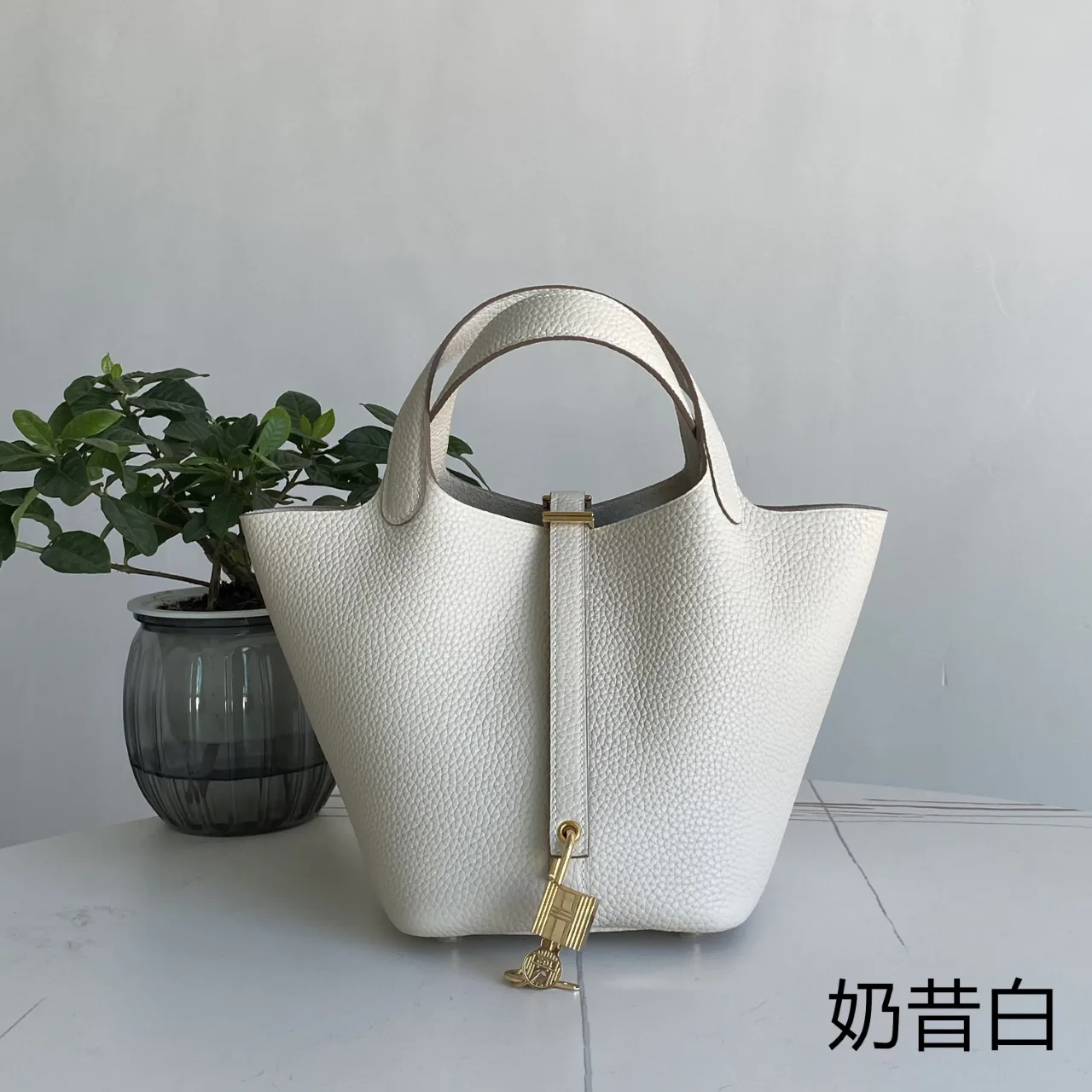 Классические Сумки Женские Hermes 18664302