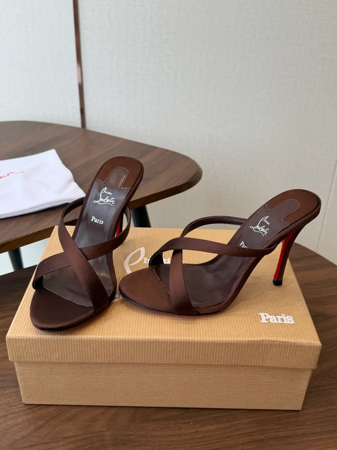 Women's Open-Toe Sandals CHRISTIAN LOUBOUTIN 18183092