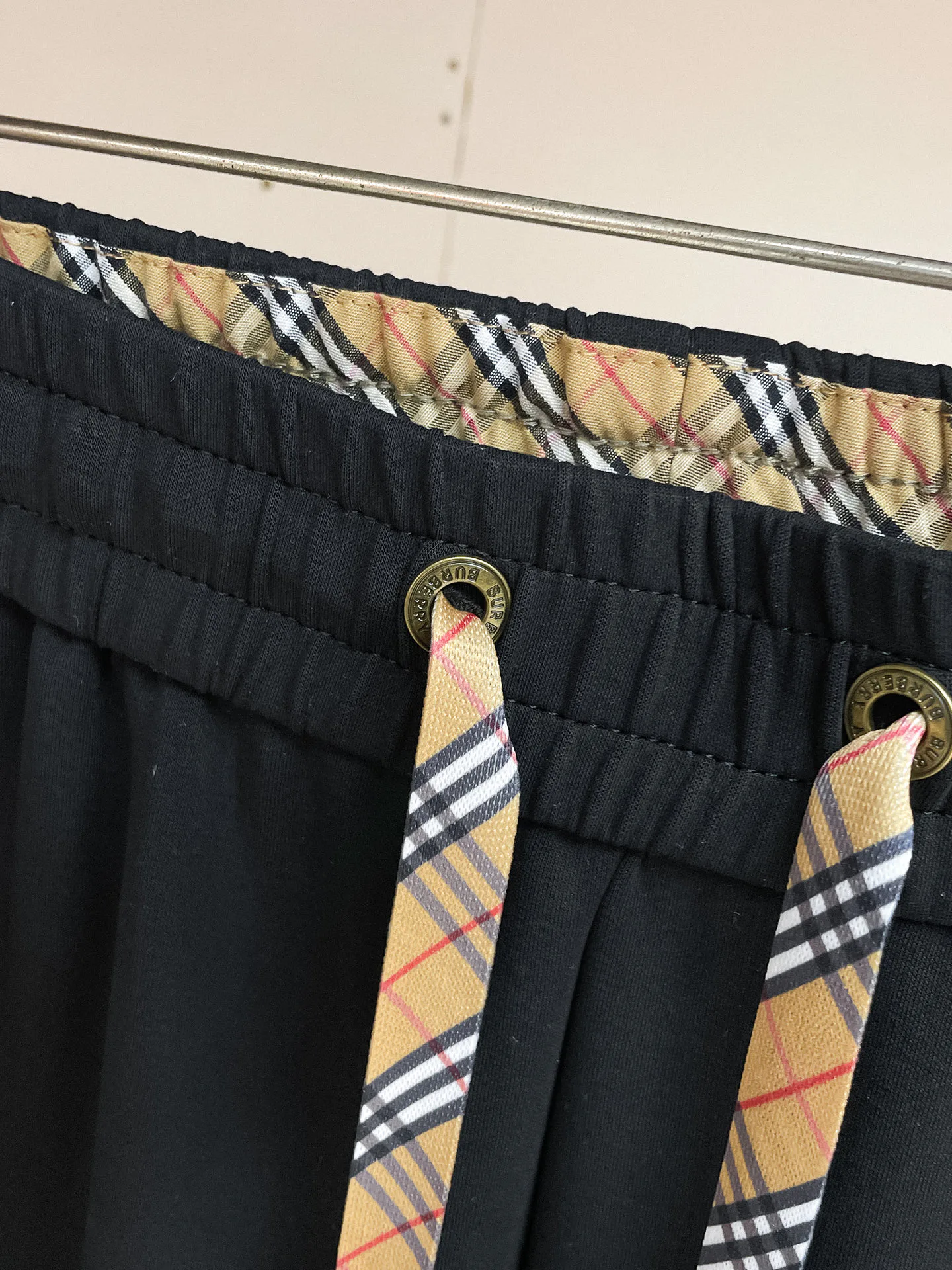 Men's Trousers BURBERRY 18499581