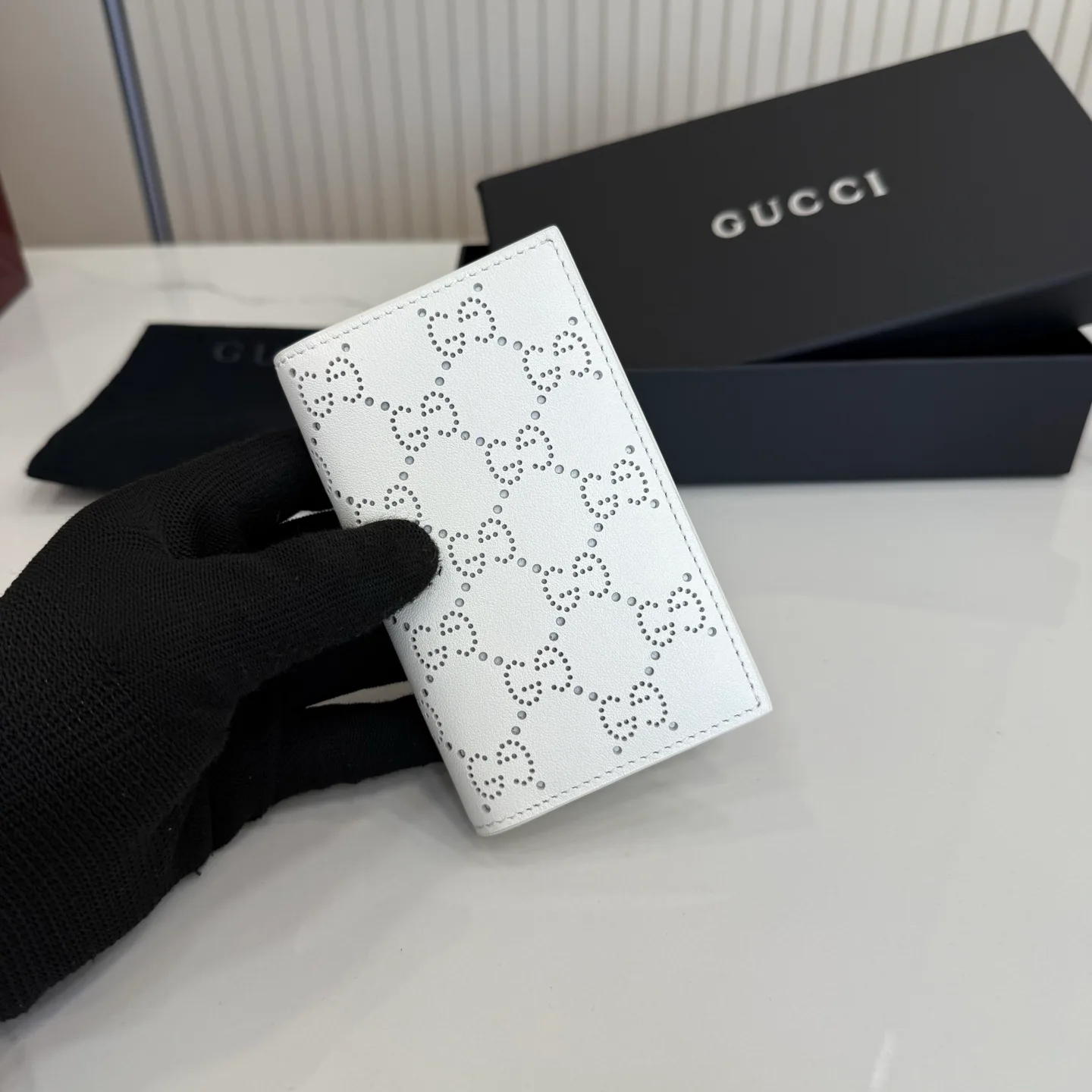 Women's Clutches GUCCI 17948259