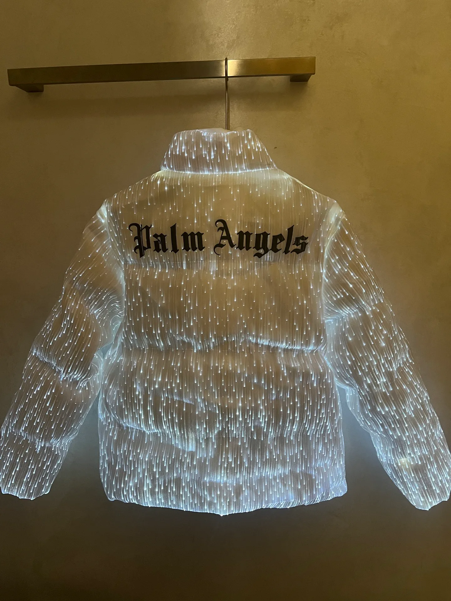 Куртки И Пуховики Мужские Moncler 18634327
