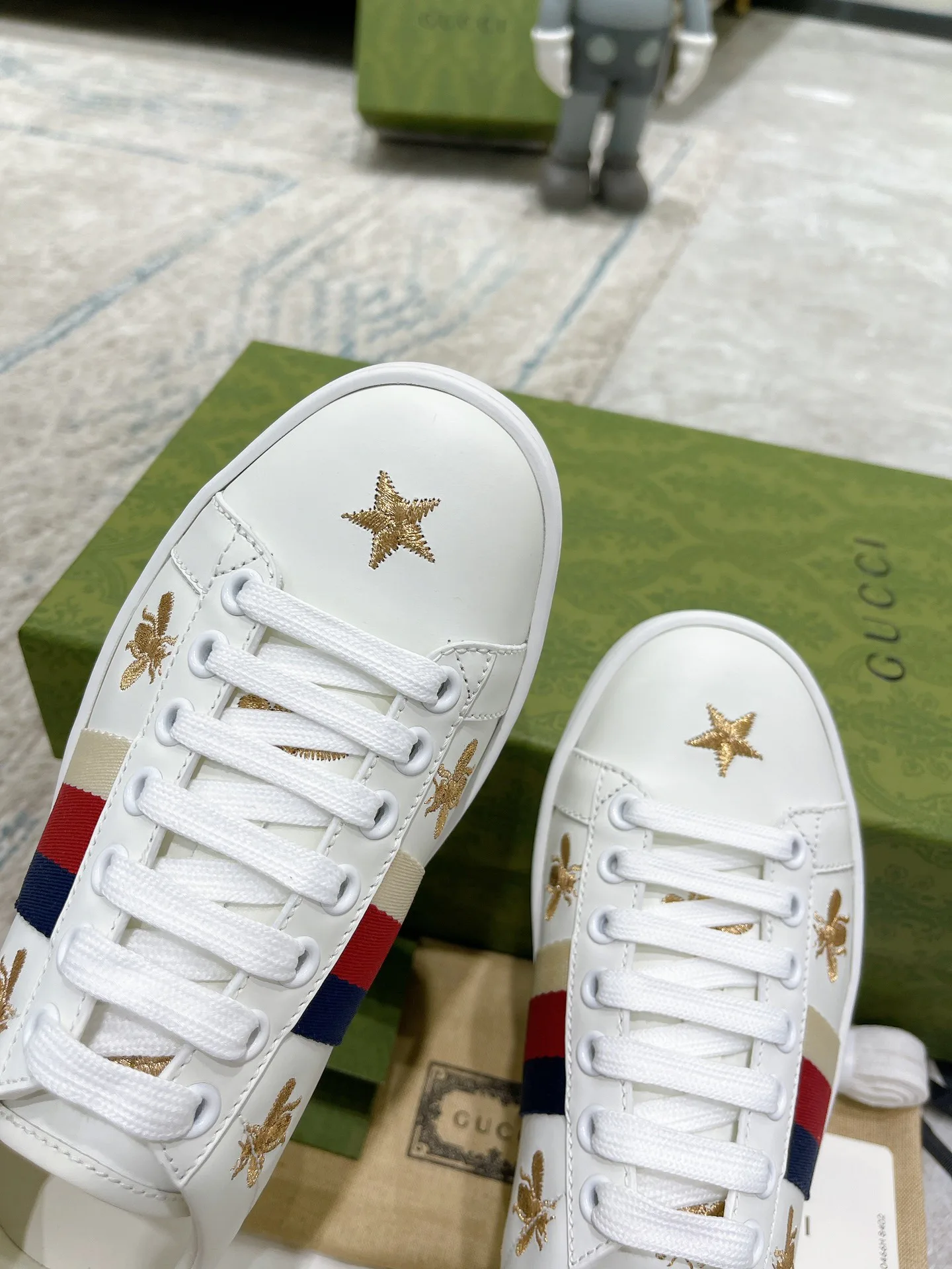 Women's Sneakers GUCCI 17620406