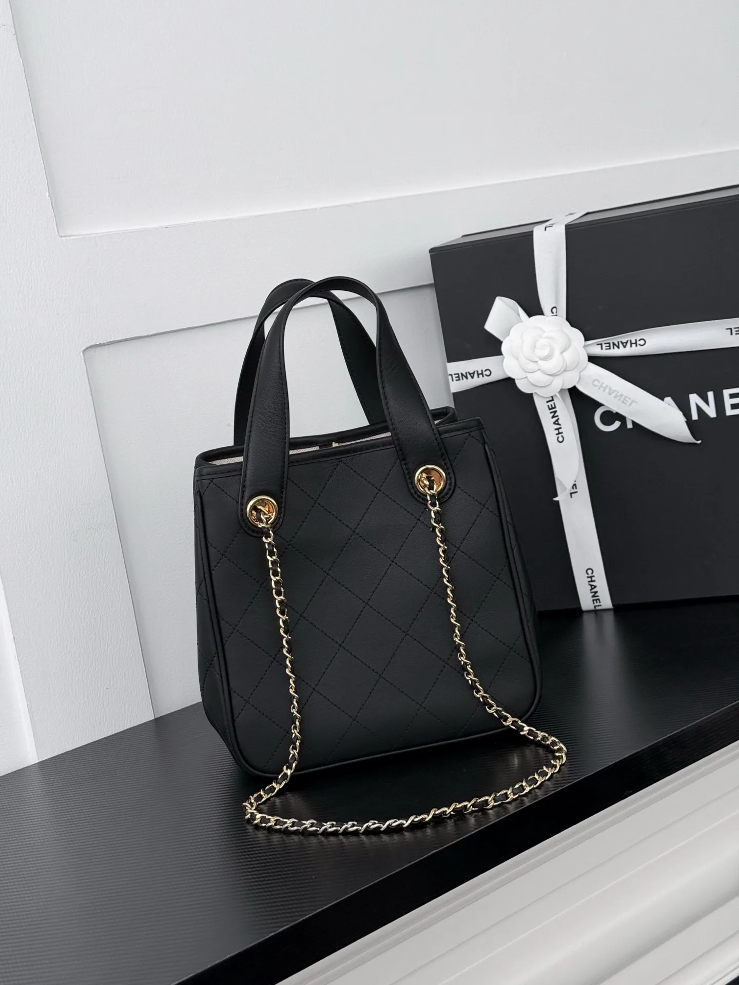 Women's Classic Handbags CHANEL 18147242