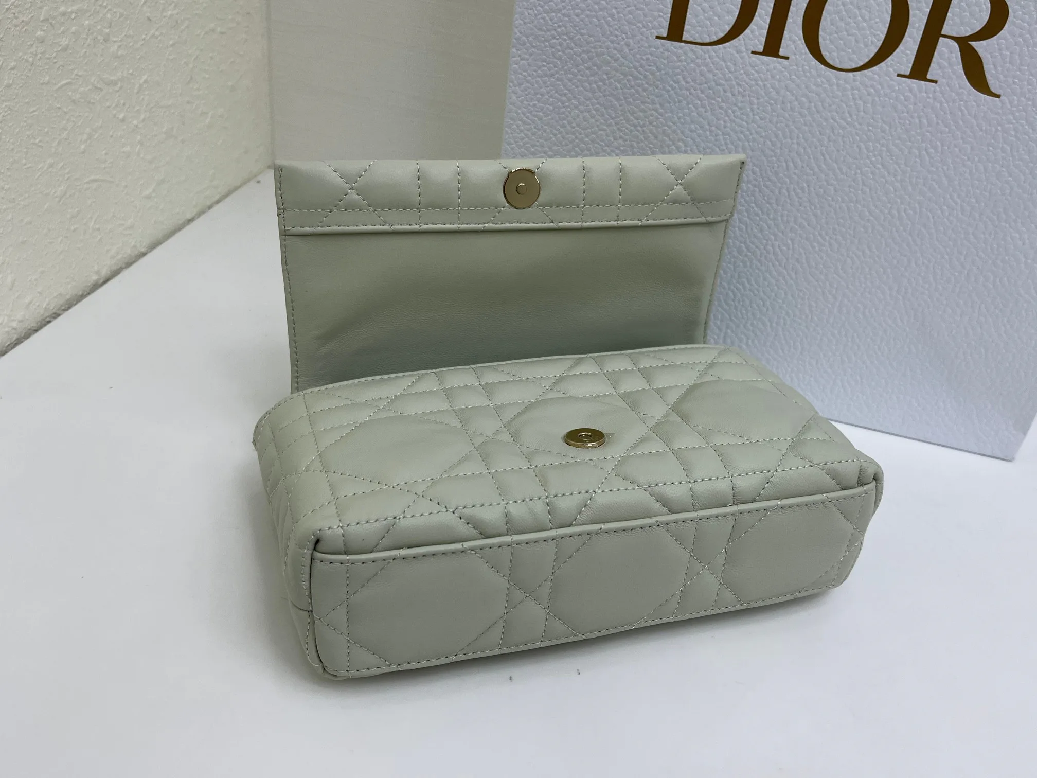 Women's Classic Handbags CHRISTIAN DIOR 17463906