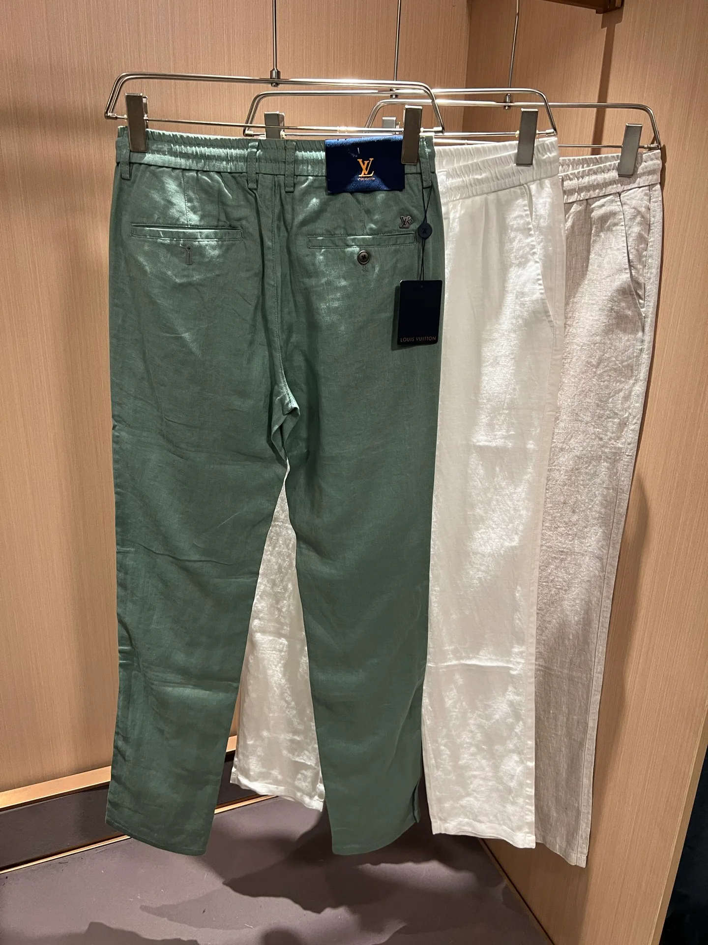 Брюки Мужские Louis Vuitton 18592763
